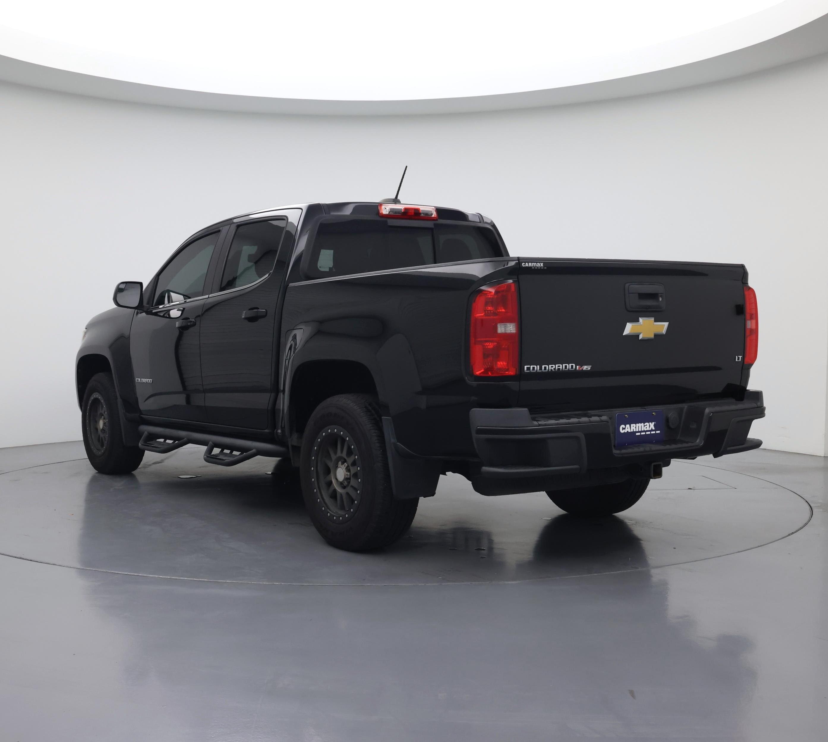 Thumbnail: 2017 Chevrolet Colorado - 2