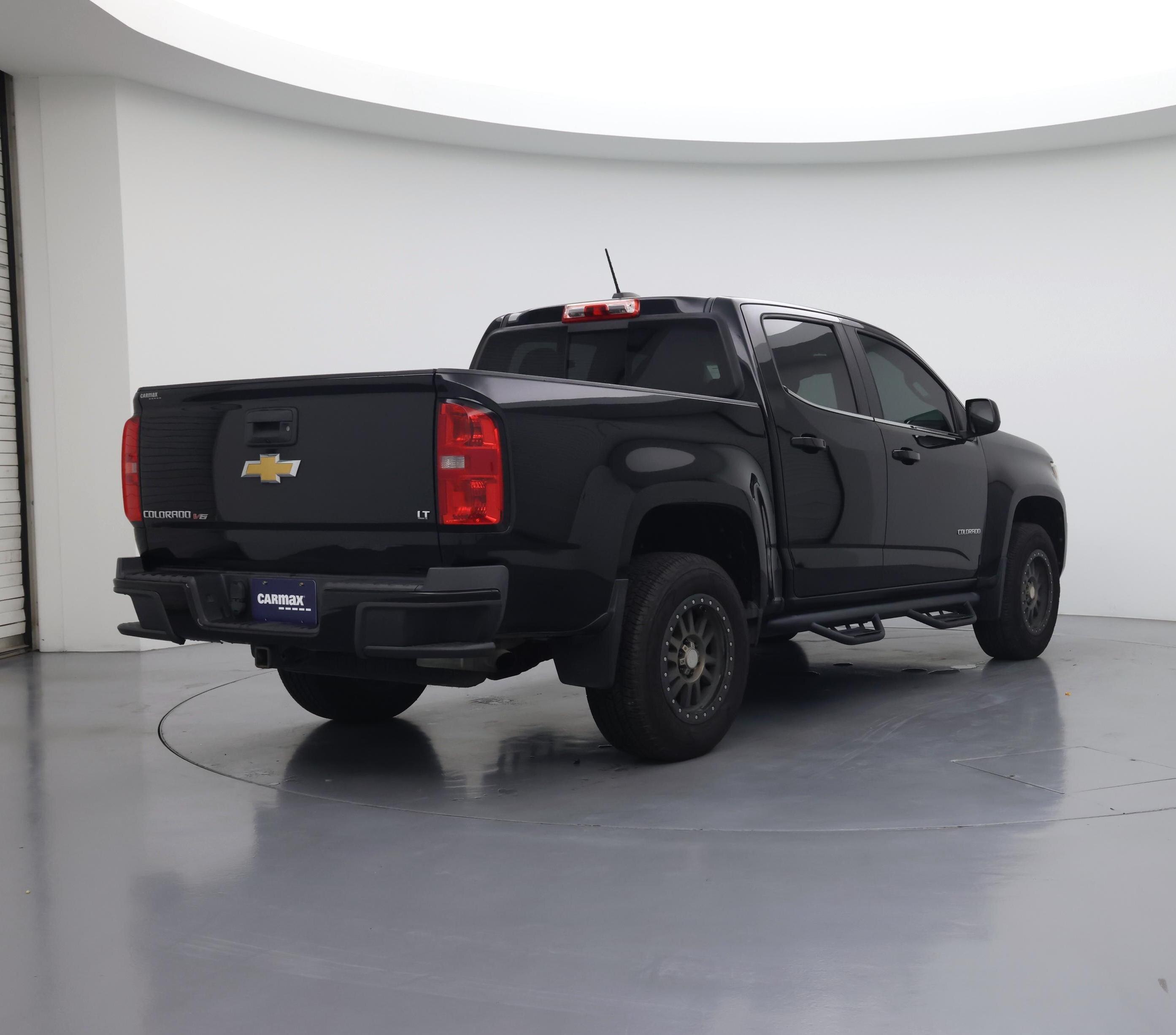 Thumbnail: 2017 Chevrolet Colorado - 8