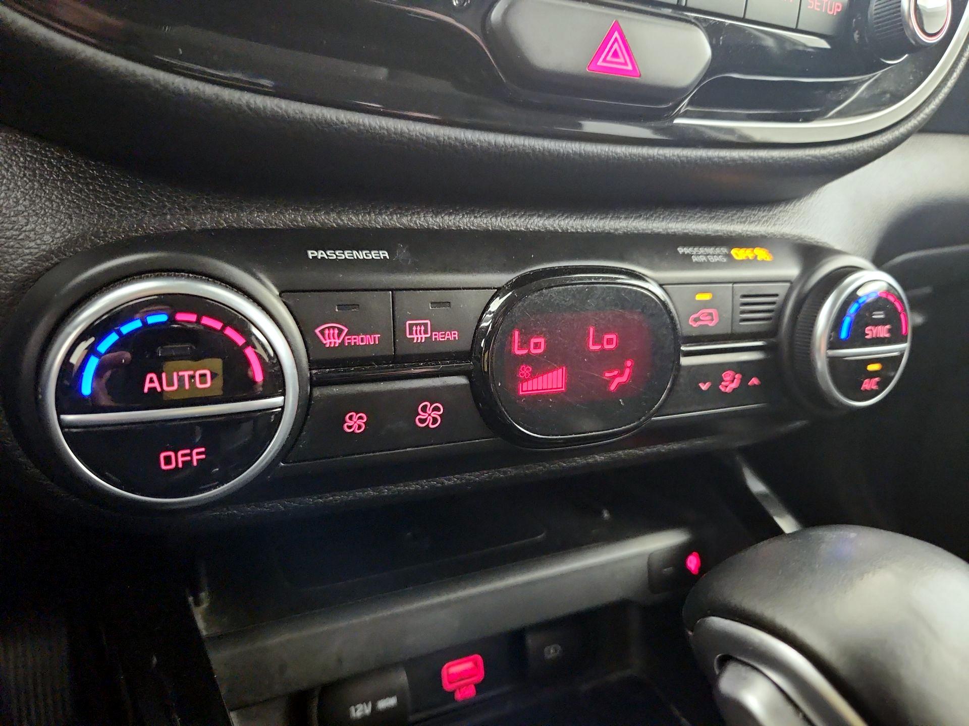 Thumbnail: 2020 Kia Soul - 17