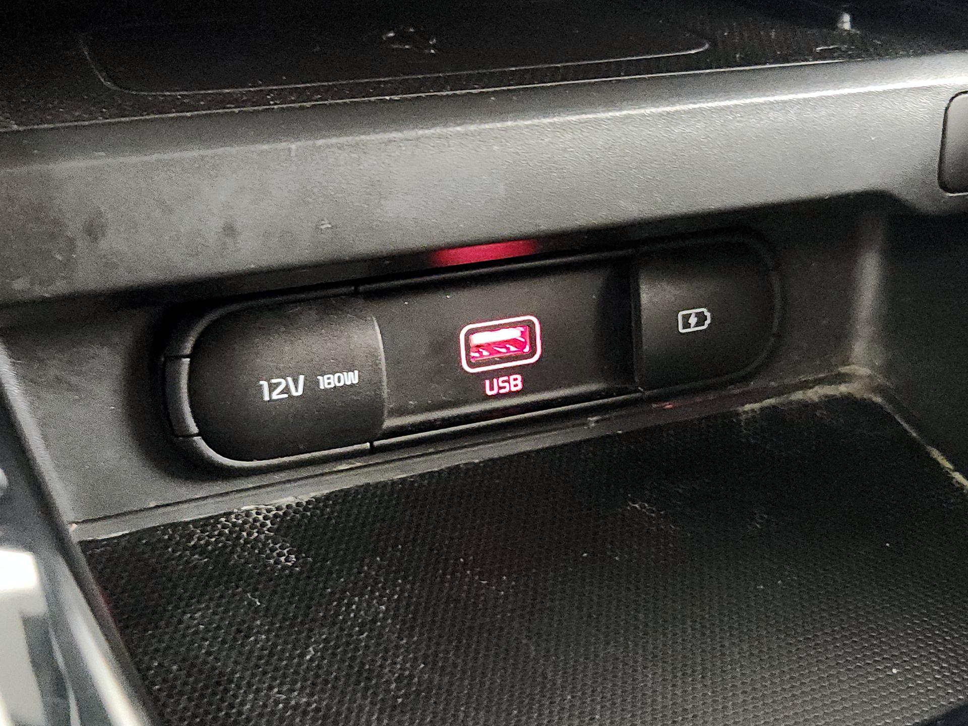 Thumbnail: 2020 Kia Soul - 19