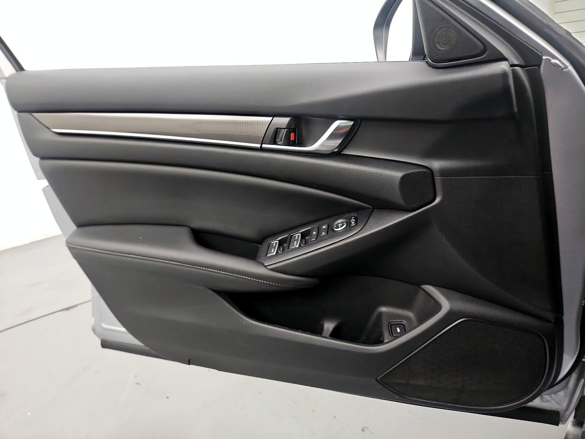 Thumbnail: 2021 Honda Accord - 12