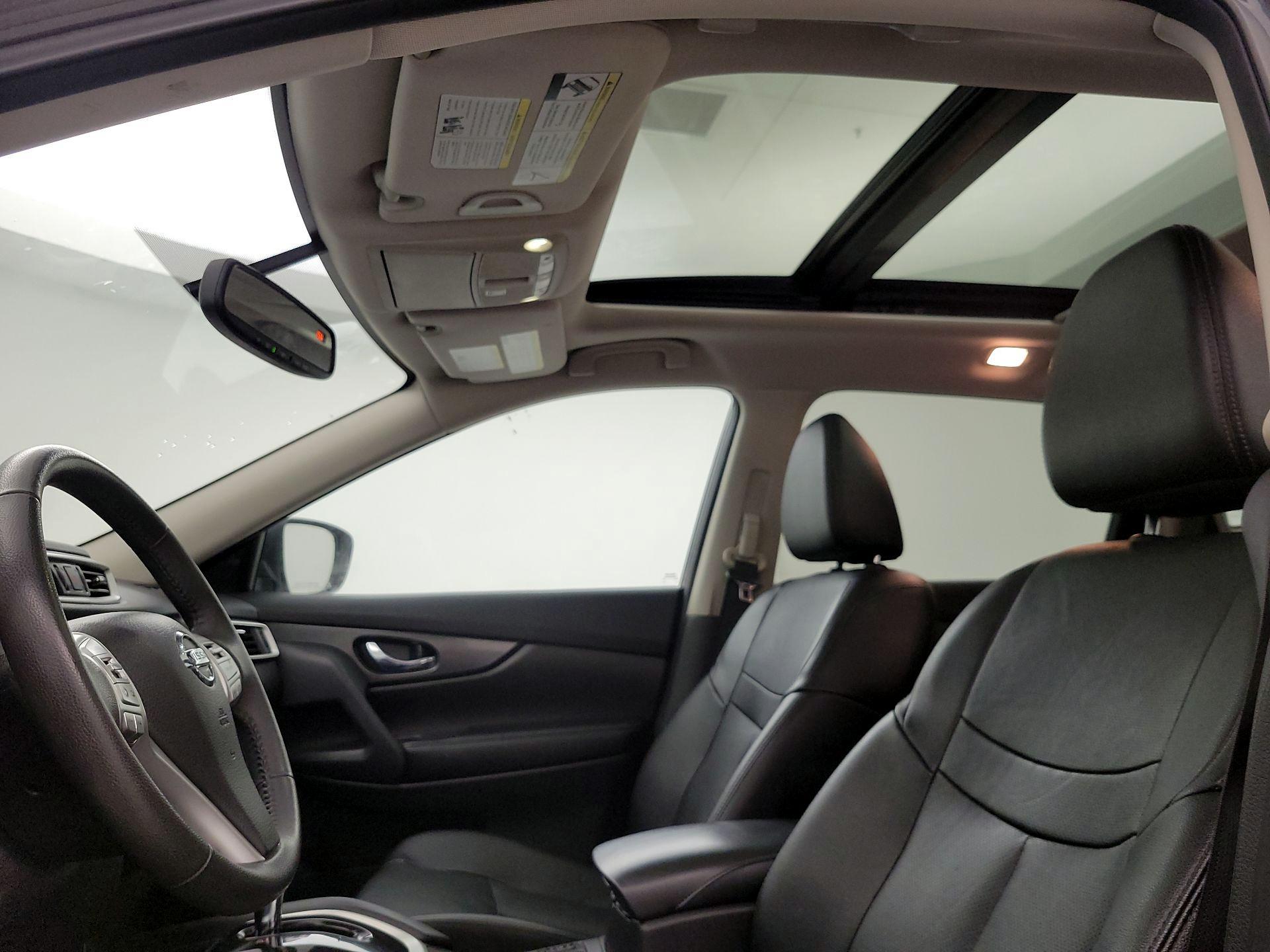 Thumbnail: 2016 Nissan Rogue - 20