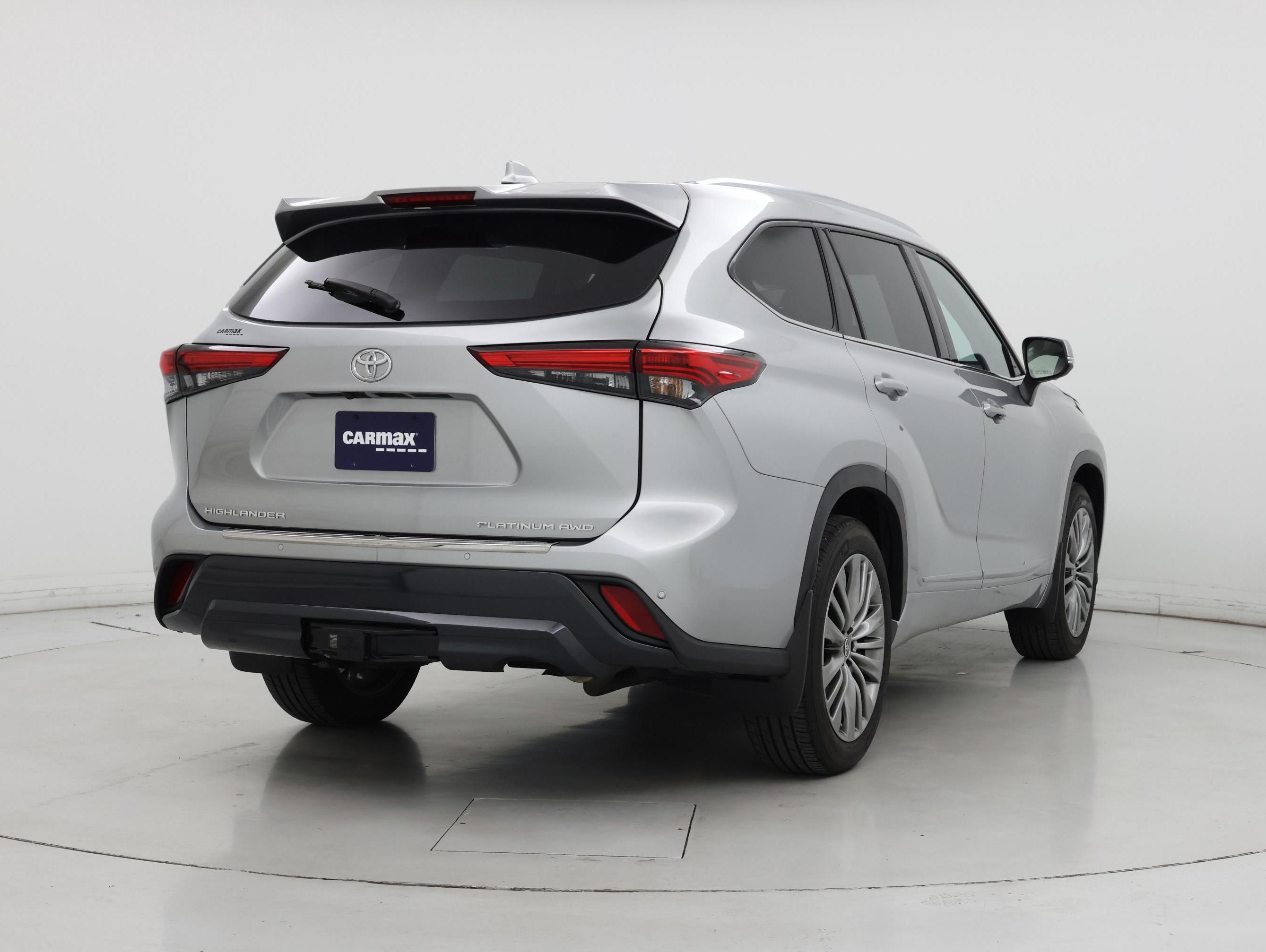 Thumbnail: 2021 Toyota Highlander - 8