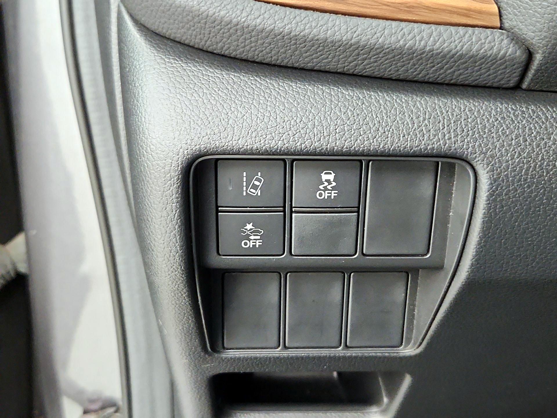 Thumbnail: 2017 Honda CR-V - 13