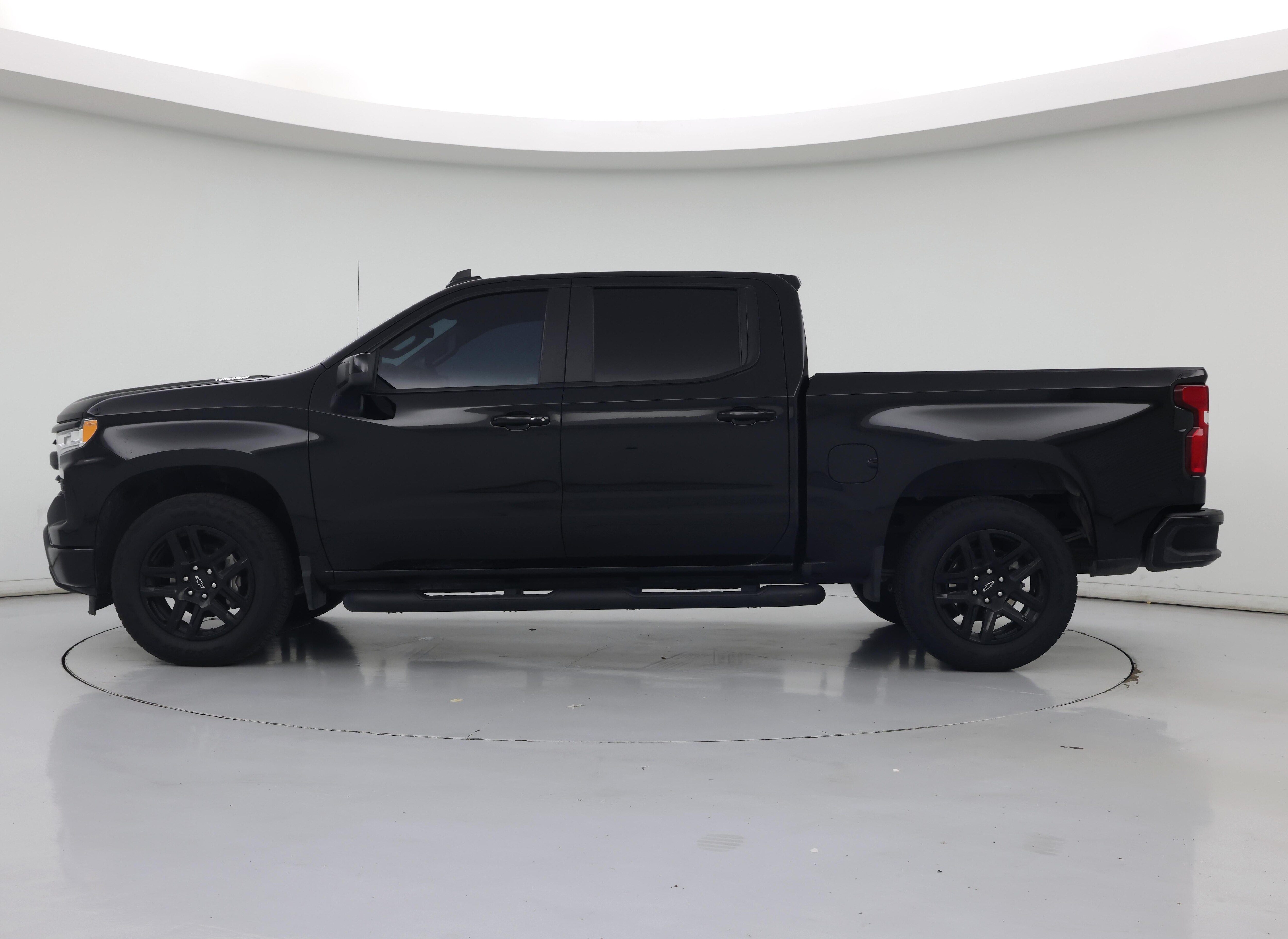 Thumbnail: 2026 Chevrolet Silverado 1500 - 3