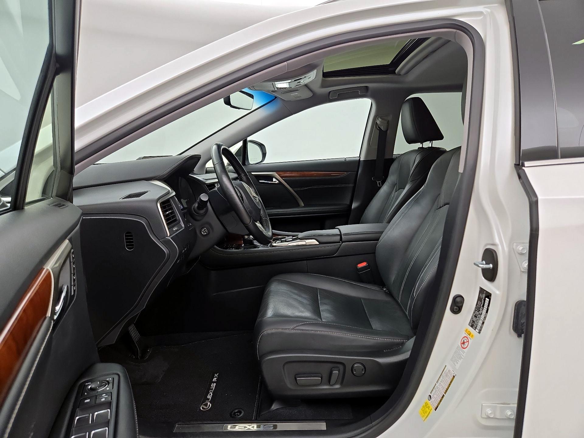 Thumbnail: 2019 Lexus RX - 11