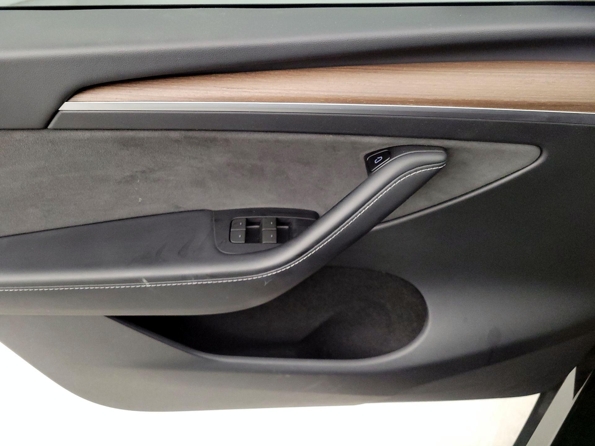 Thumbnail: 2024 Tesla Model Y - 12
