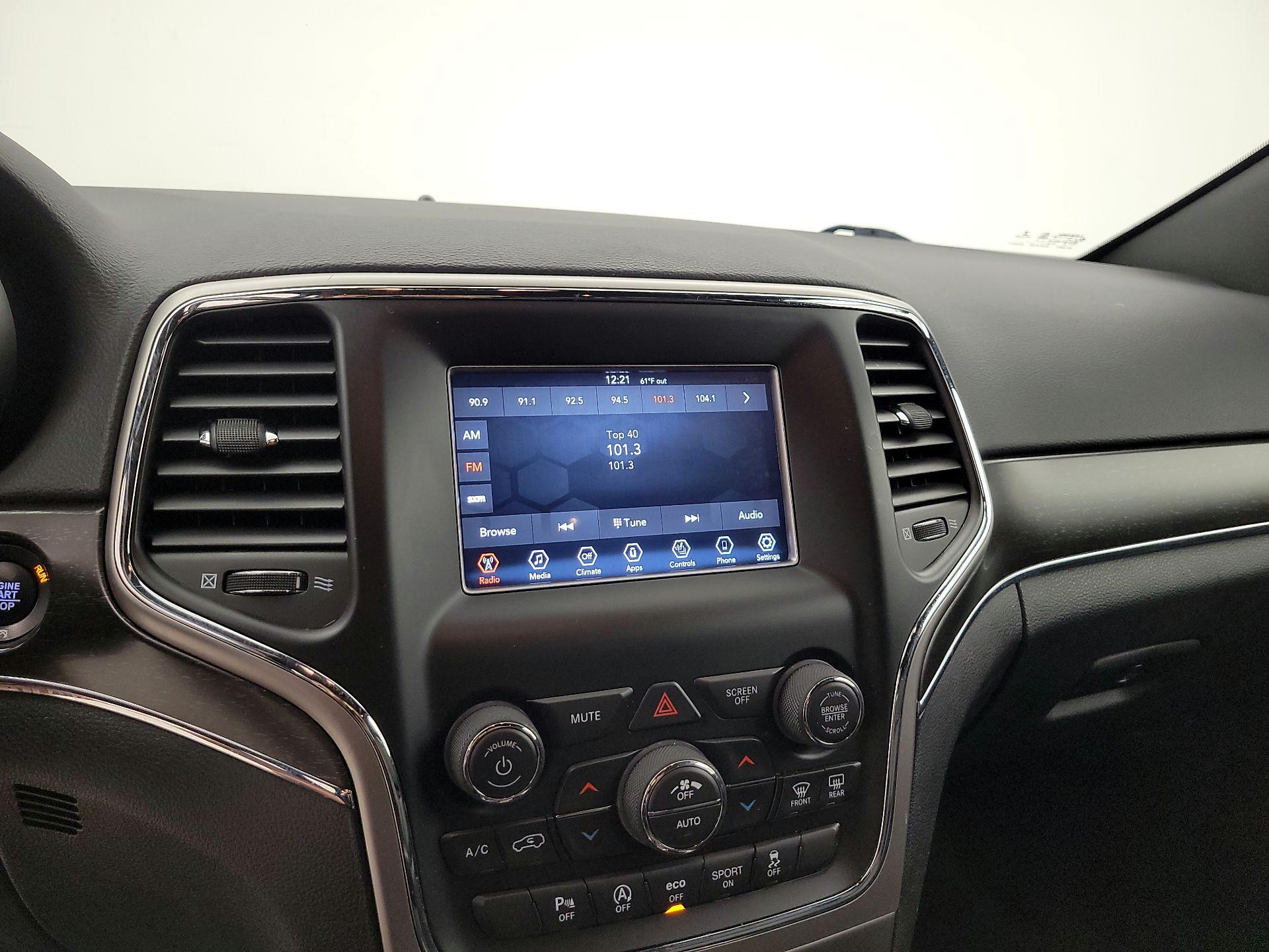 Thumbnail: 2018 Jeep Grand Cherokee - 15