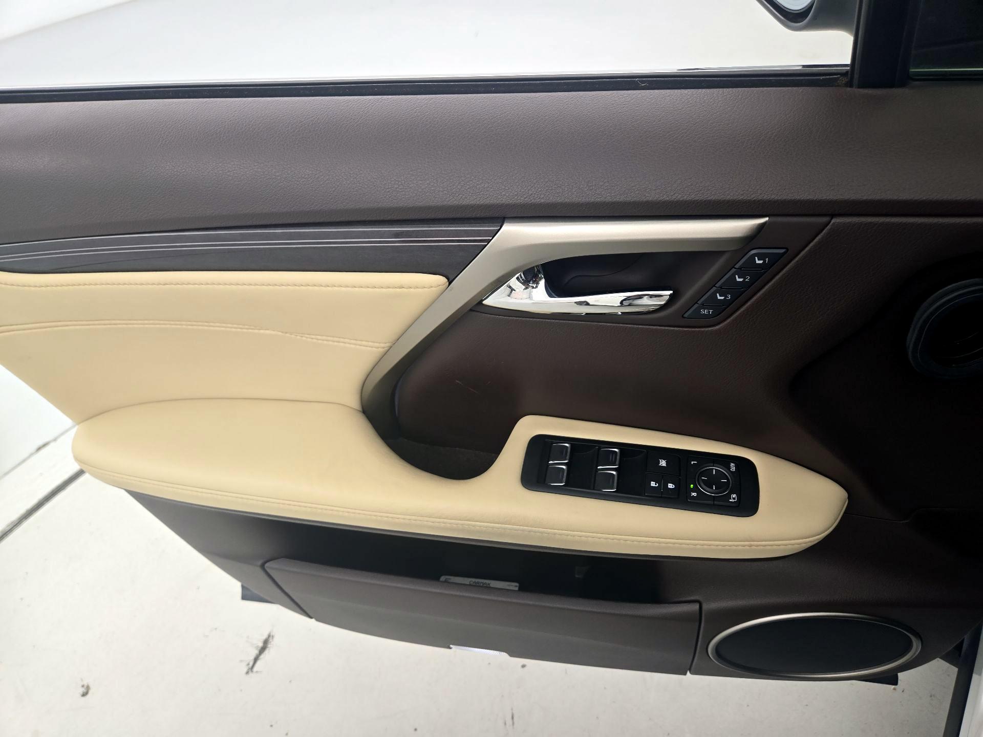 Thumbnail: 2019 Lexus RX - 12
