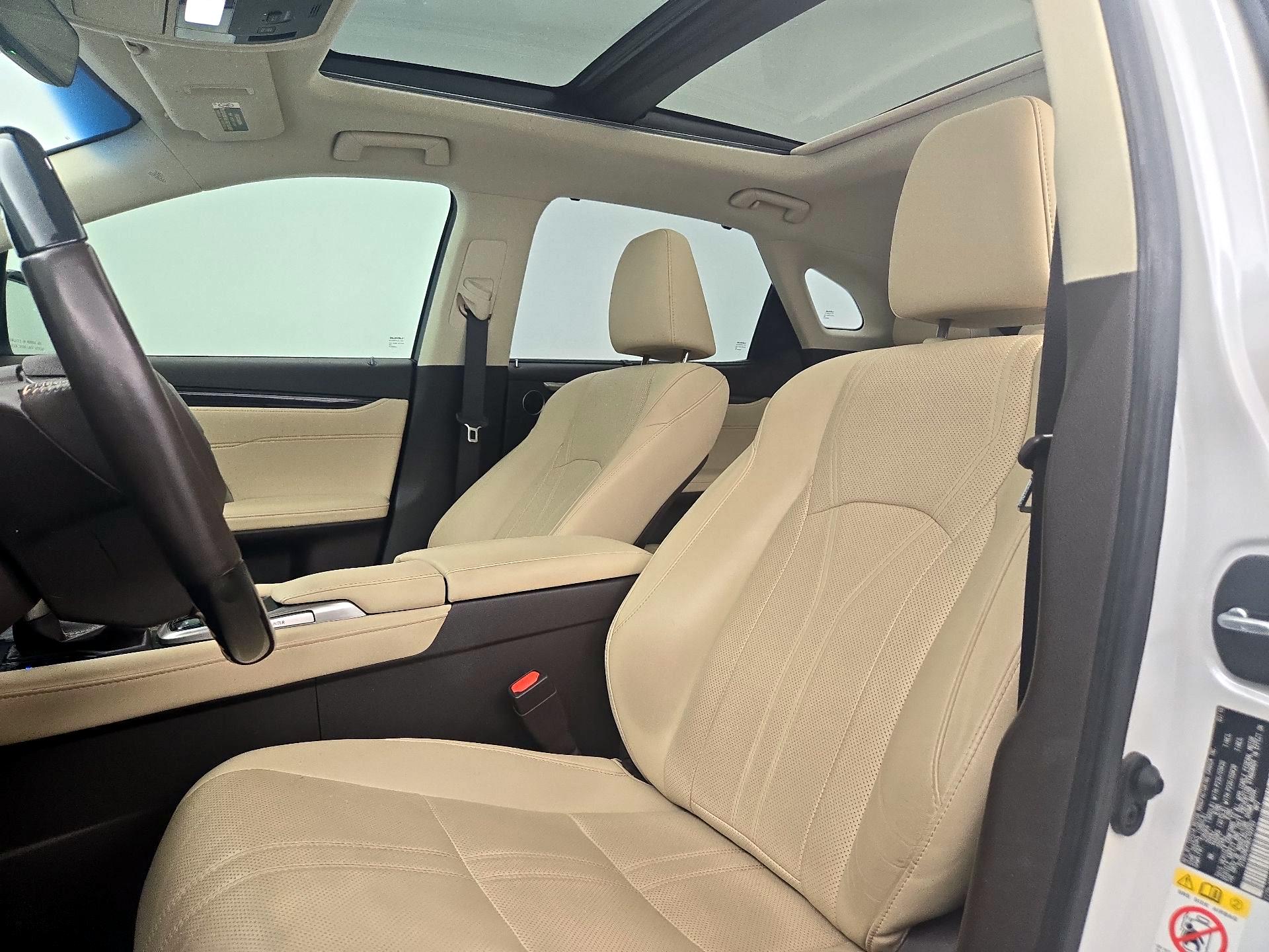 Thumbnail: 2019 Lexus RX - 20