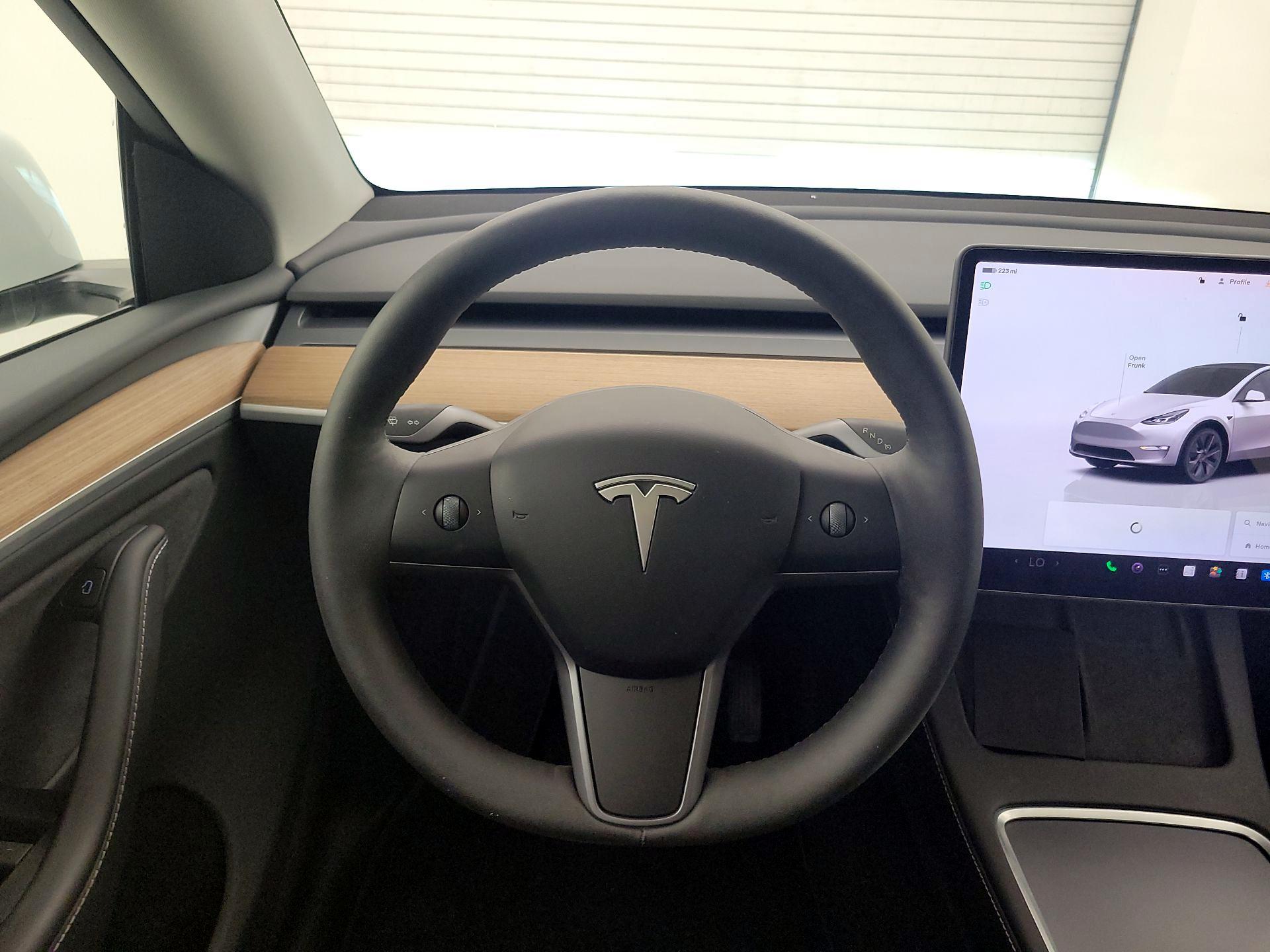 Thumbnail: 2024 Tesla Model Y - 10