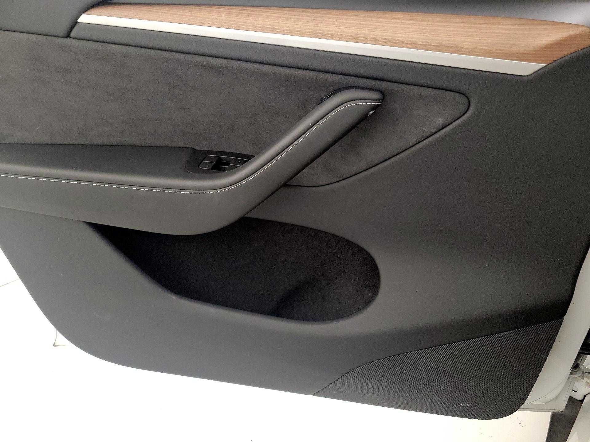 Thumbnail: 2024 Tesla Model Y - 12