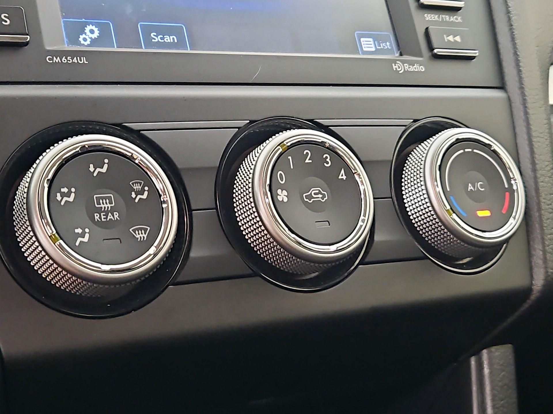 Thumbnail: 2015 Subaru Impreza - 16