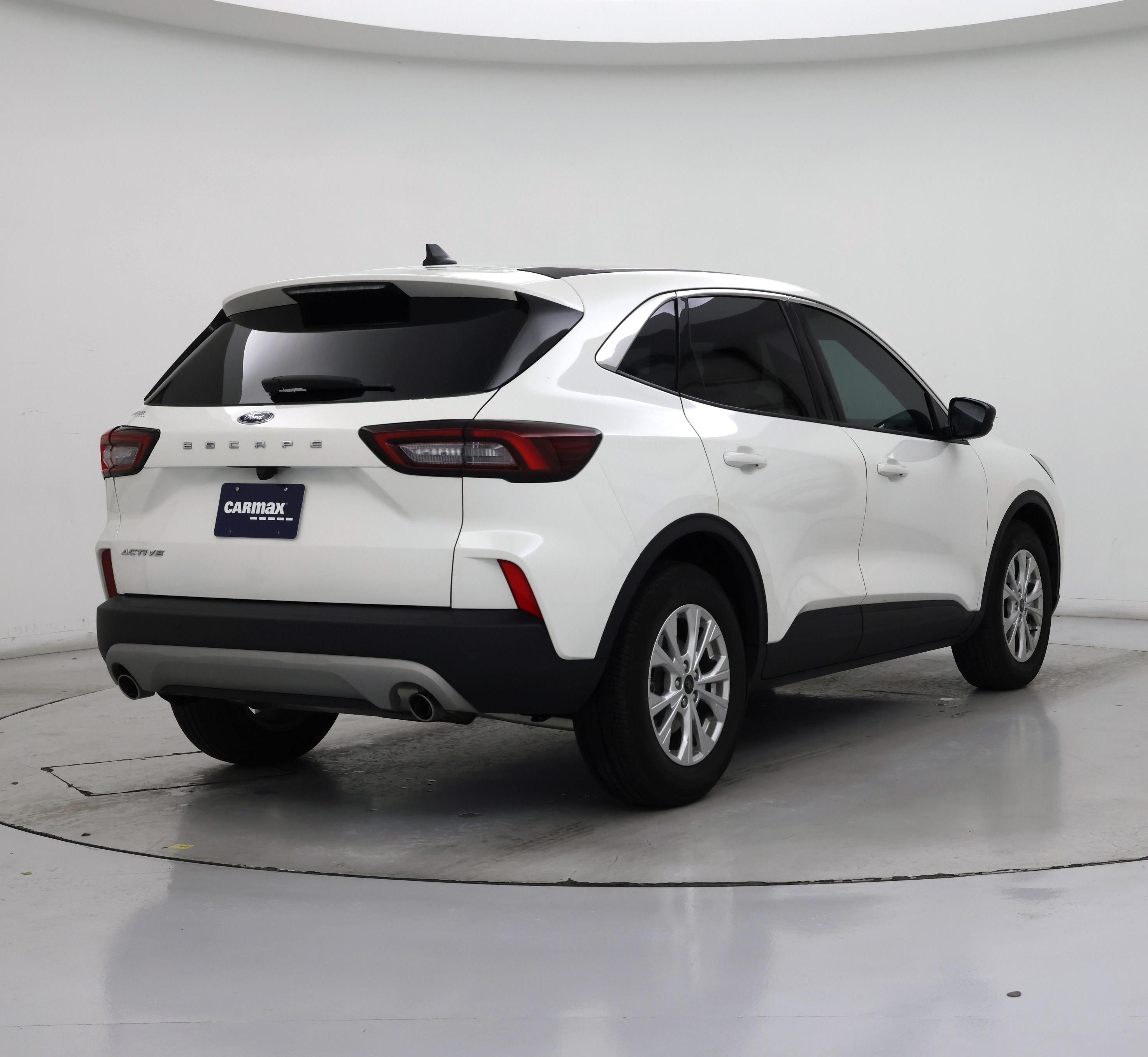 Thumbnail: 2023 Ford Escape - 8