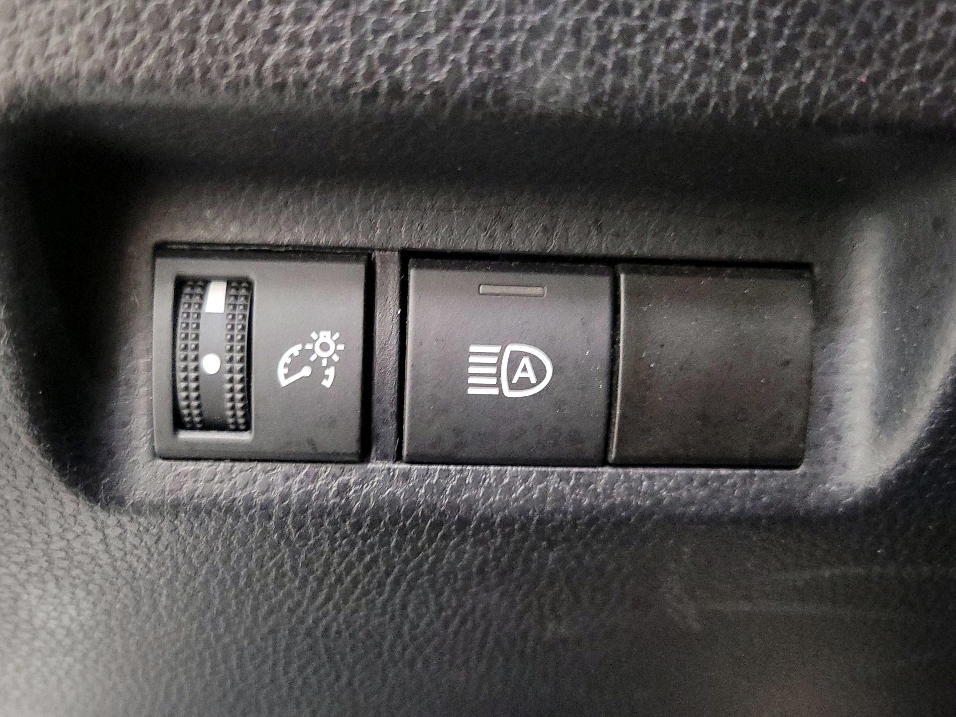 Thumbnail: 2024 Toyota RAV4 - 13