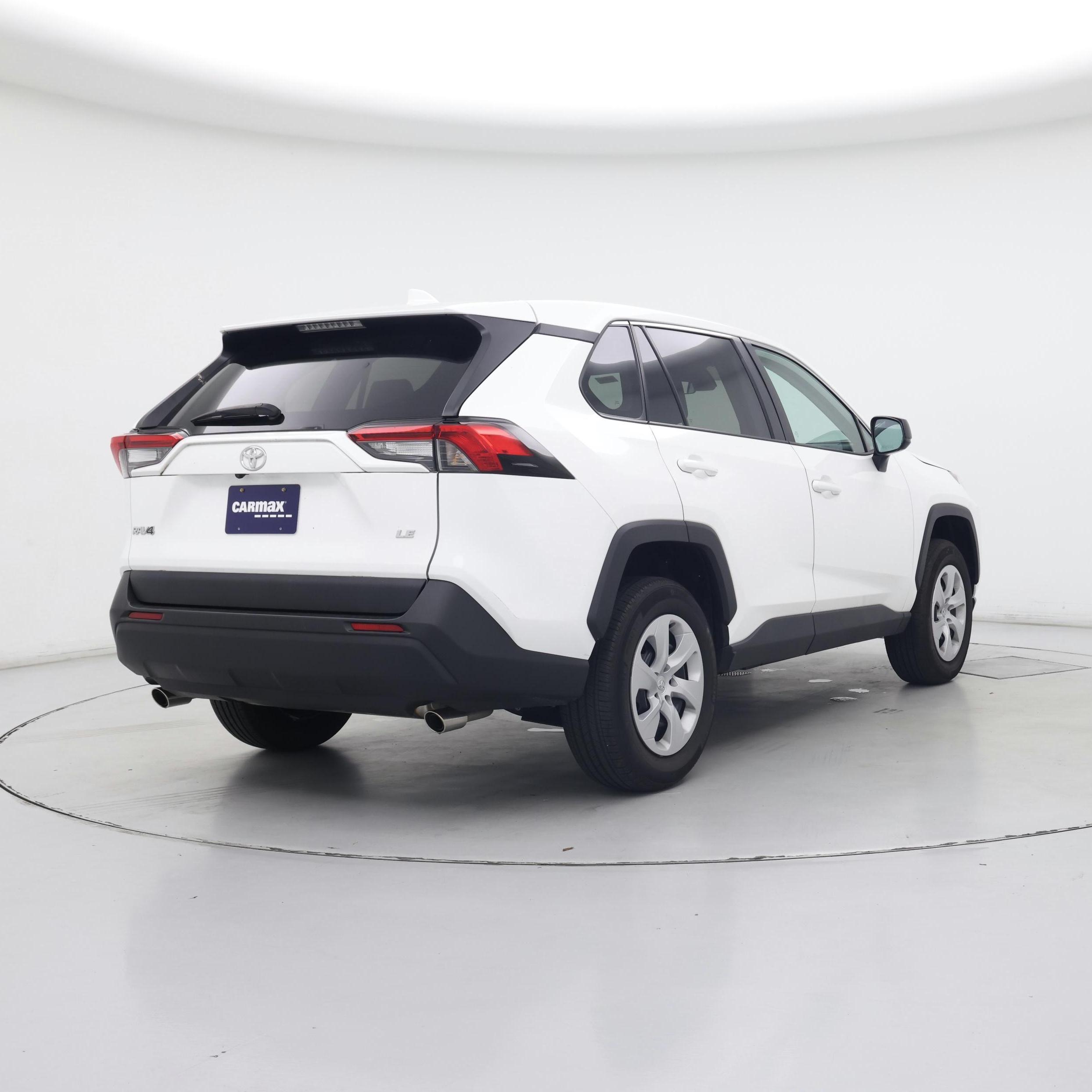 Thumbnail: 2024 Toyota RAV4 - 8