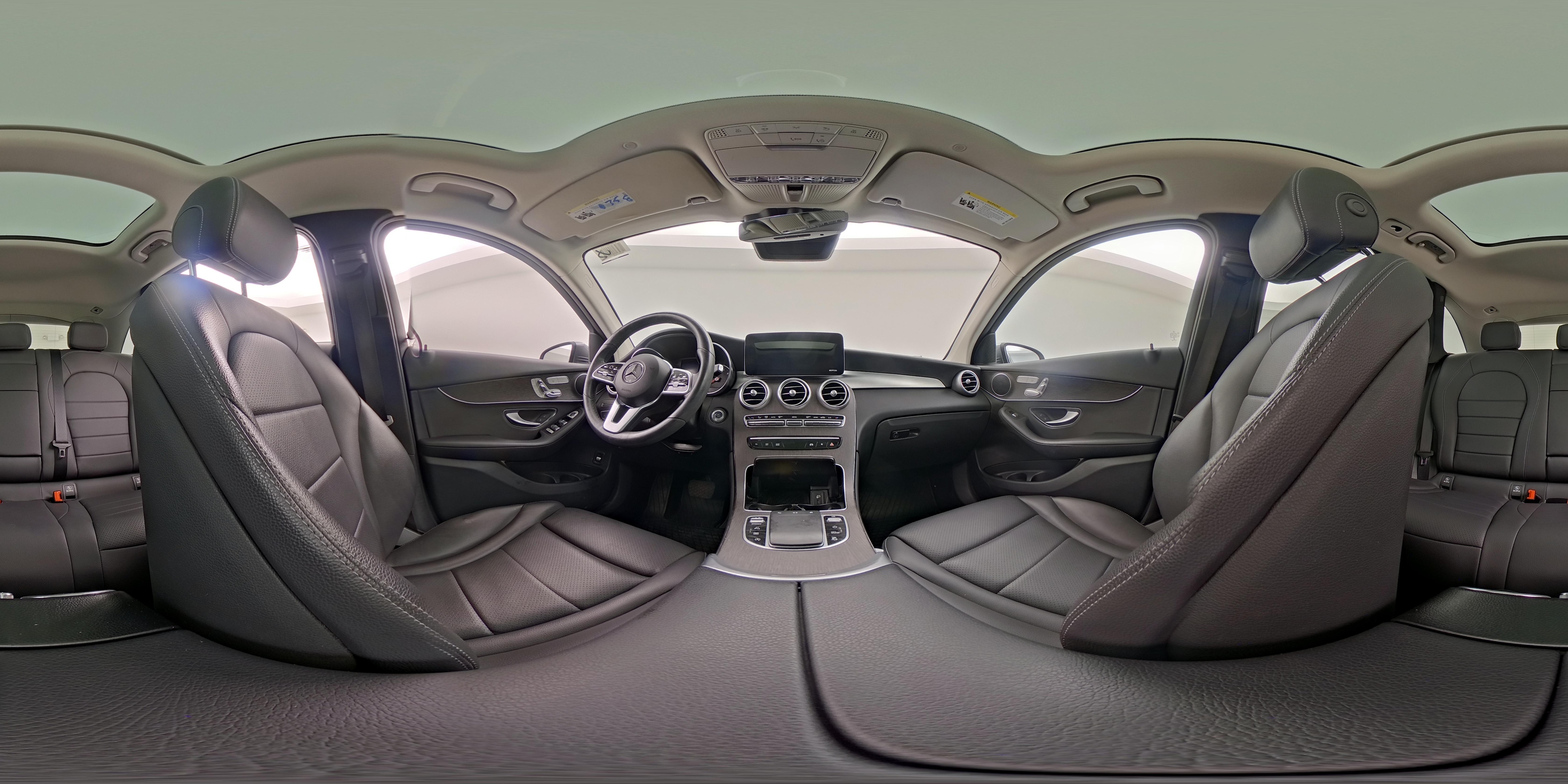 2021 Mercedes-Benz GLC GLC300 - Photo 25