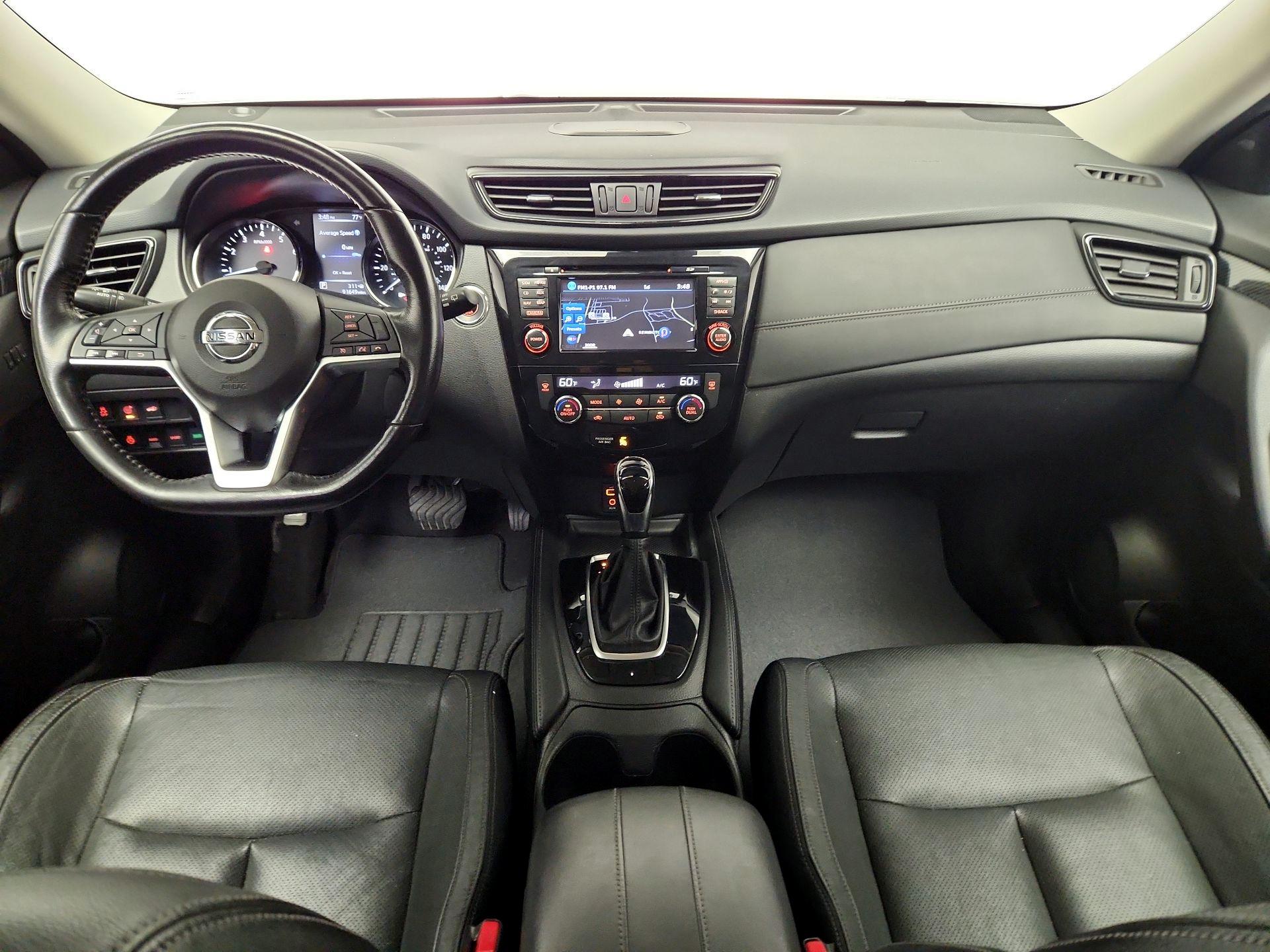 Thumbnail: 2017 Nissan Rogue - 9
