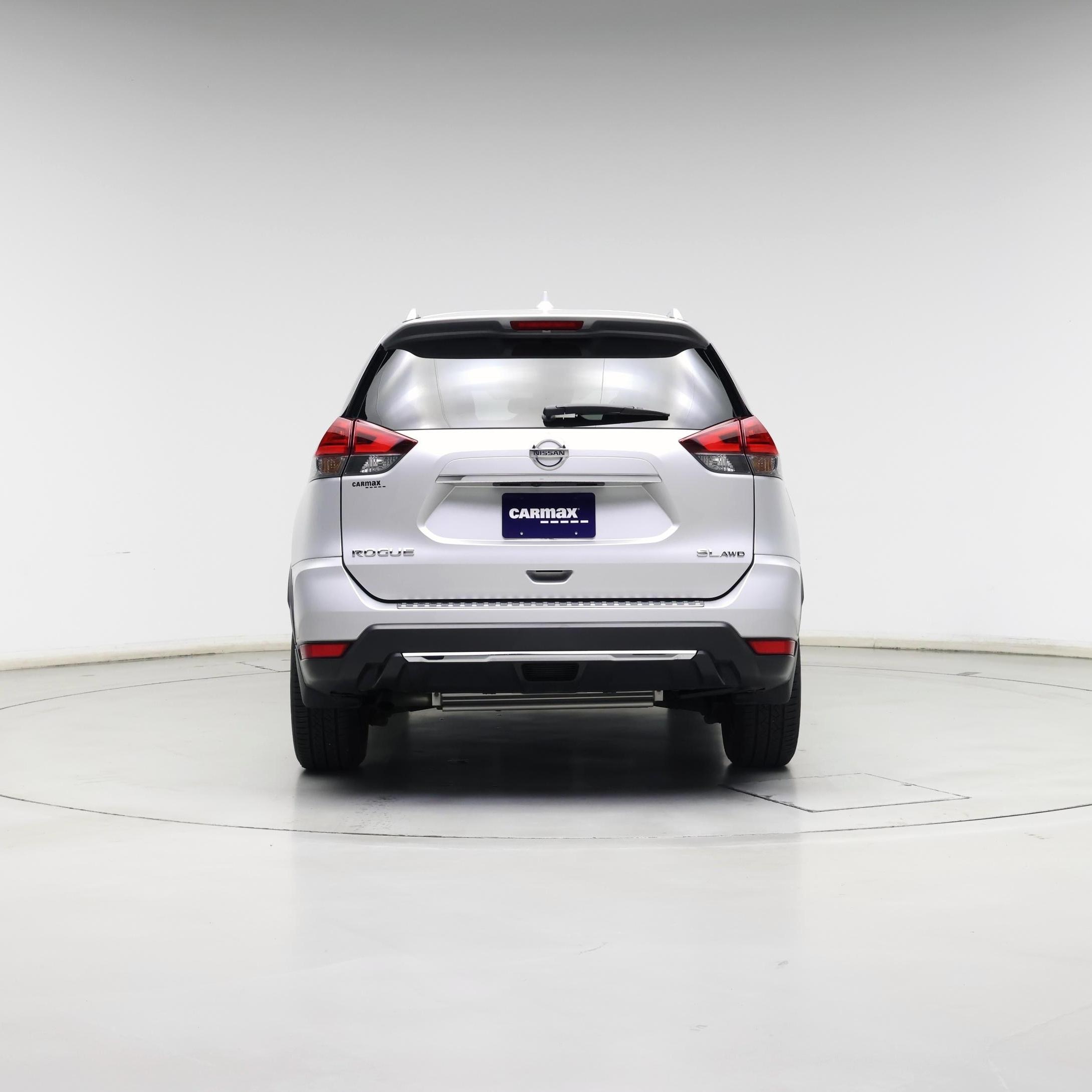 Thumbnail: 2017 Nissan Rogue - 6