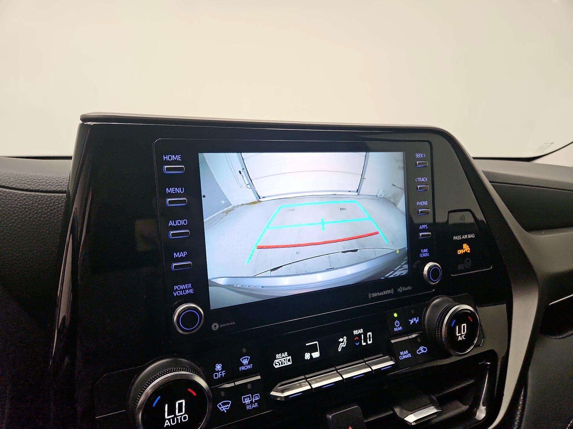Thumbnail: 2022 Toyota Highlander - 14