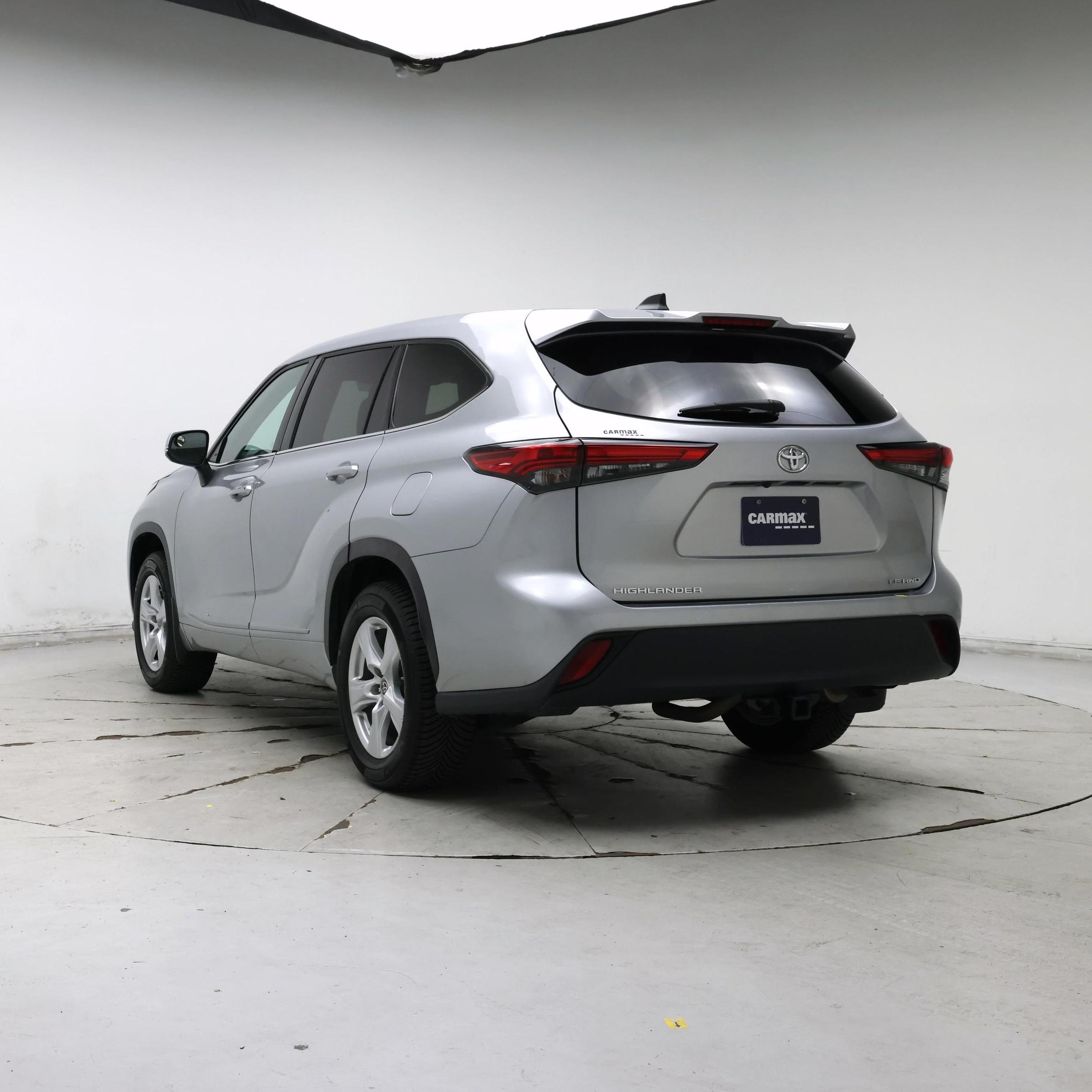 Thumbnail: 2022 Toyota Highlander - 2