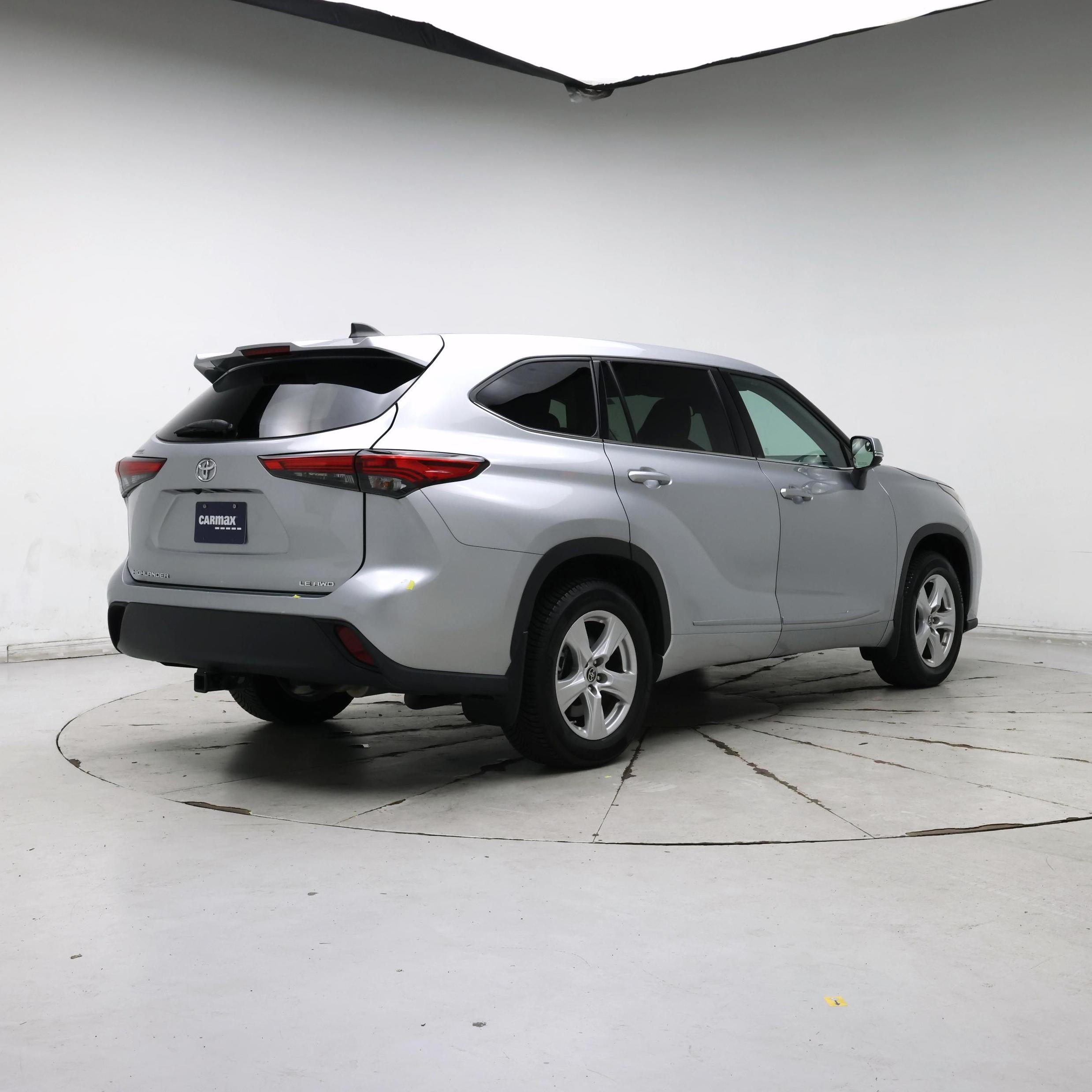 Thumbnail: 2022 Toyota Highlander - 8