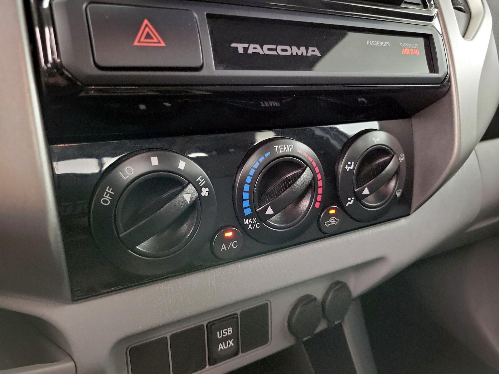 2015 Toyota Tacoma Base - Photo 17