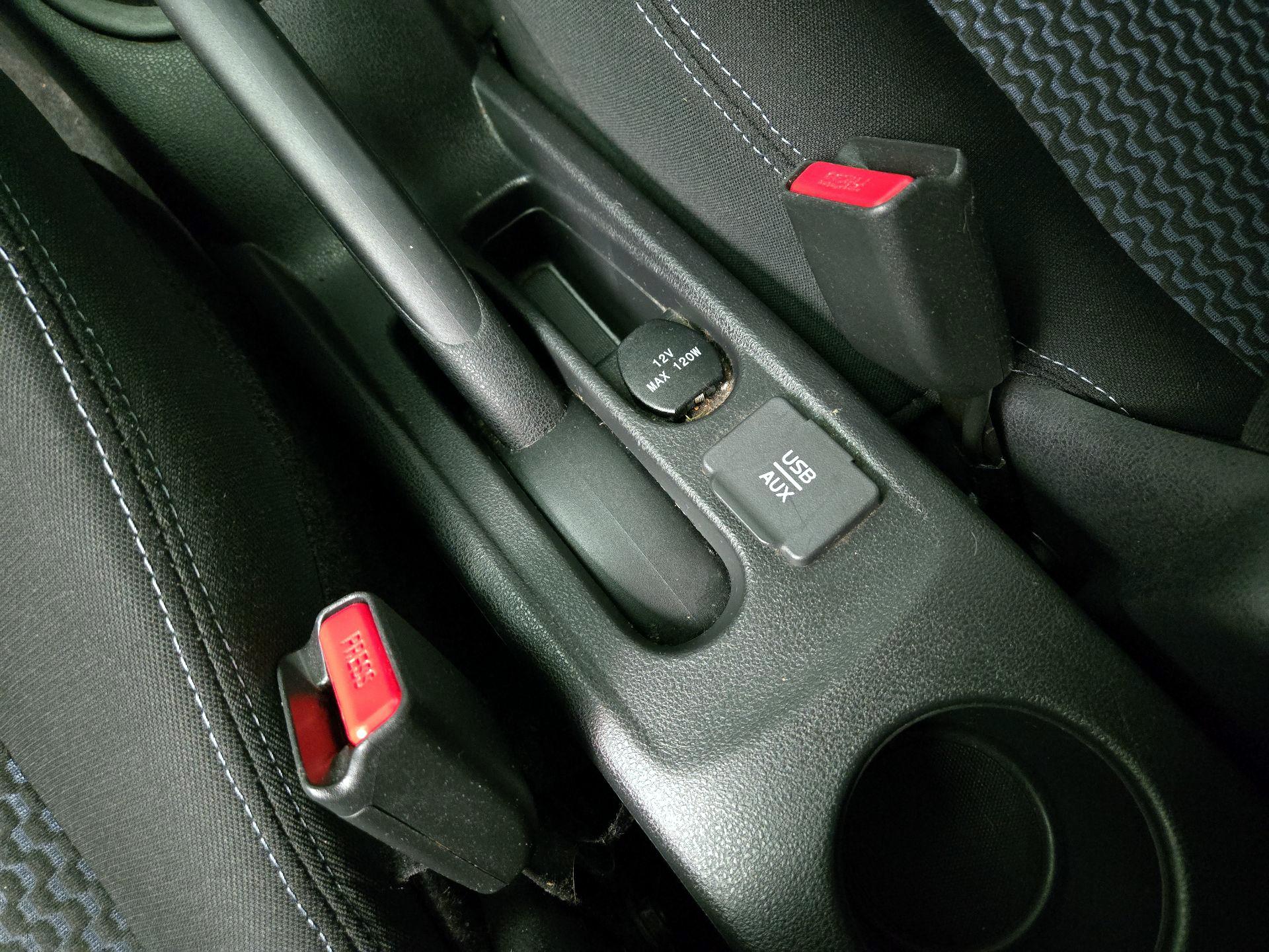 Thumbnail: 2015 Nissan Versa Note - 17
