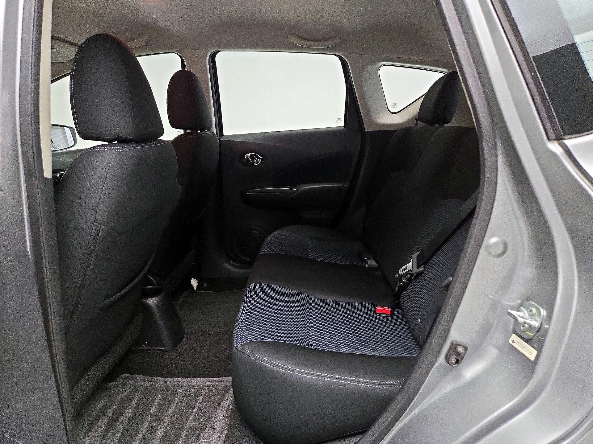 Thumbnail: 2015 Nissan Versa Note - 18