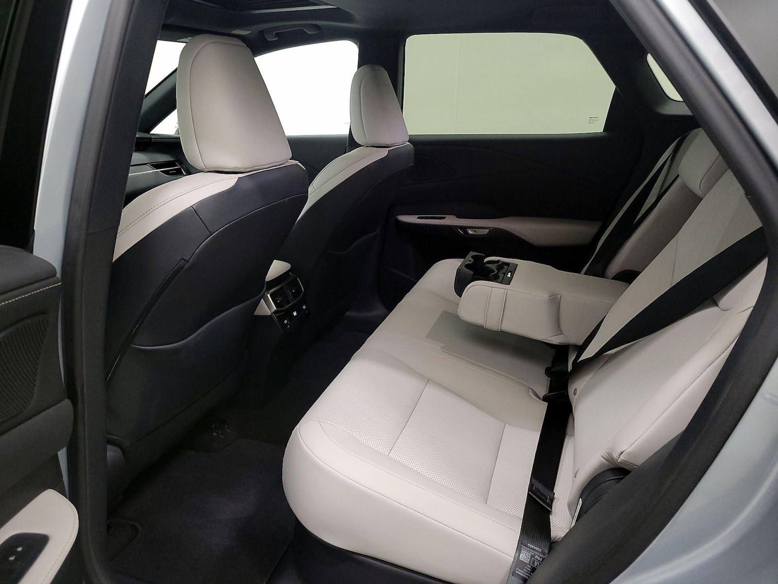 2024 Lexus RX 350 - Photo 21