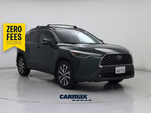 Green 2023 Toyota Corolla Cross XLE FWD SUV / Crossover Front-Wheel Drive Automatic