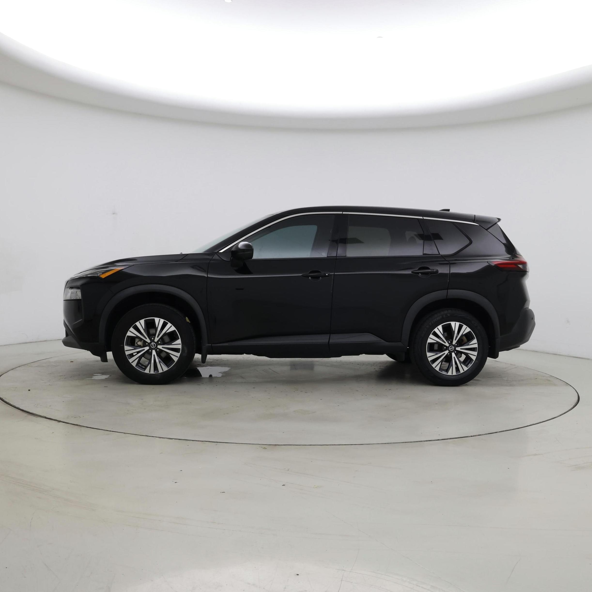 Thumbnail: 2021 Nissan Rogue - 3