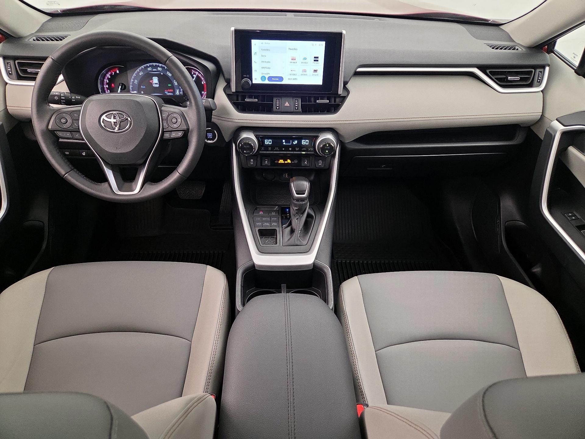 Thumbnail: 2025 Toyota RAV4 - 9