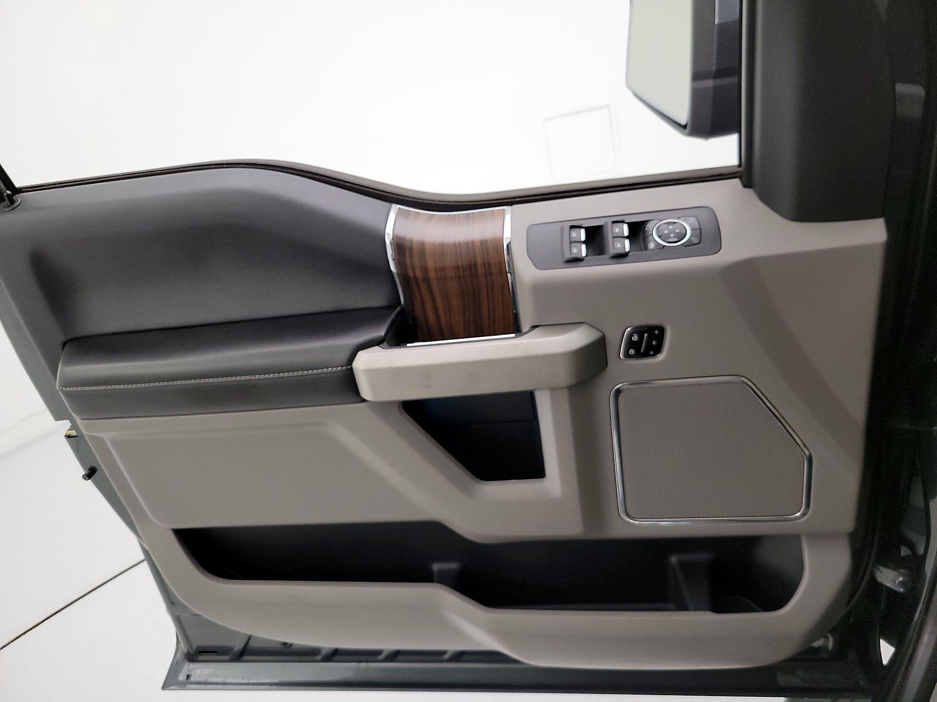 Thumbnail: 2015 Ford F-150 - 12
