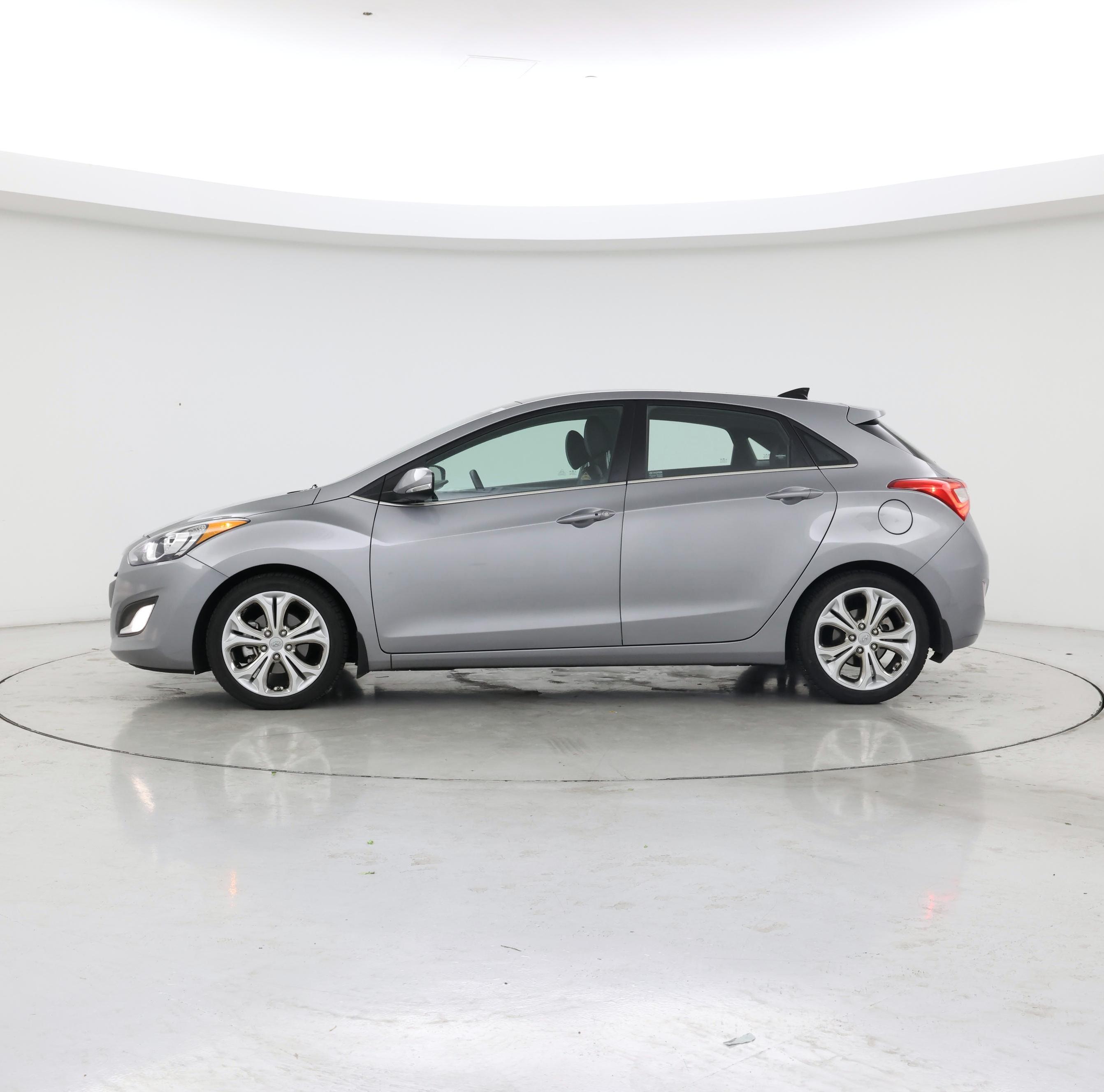 Thumbnail: 2014 Hyundai Elantra - 3