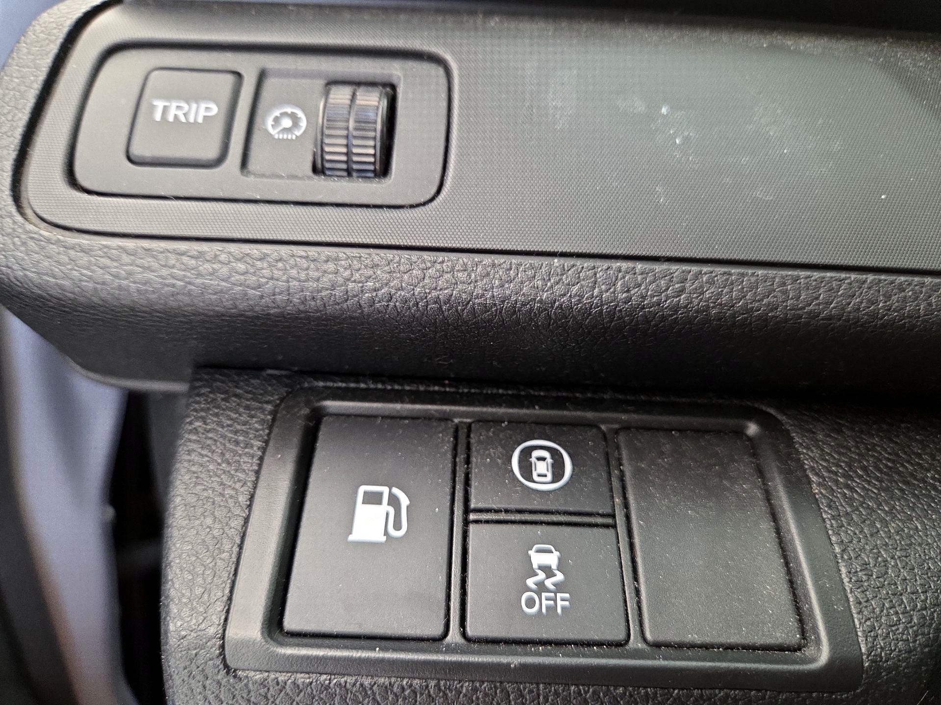 Thumbnail: 2019 Honda Insight - 13