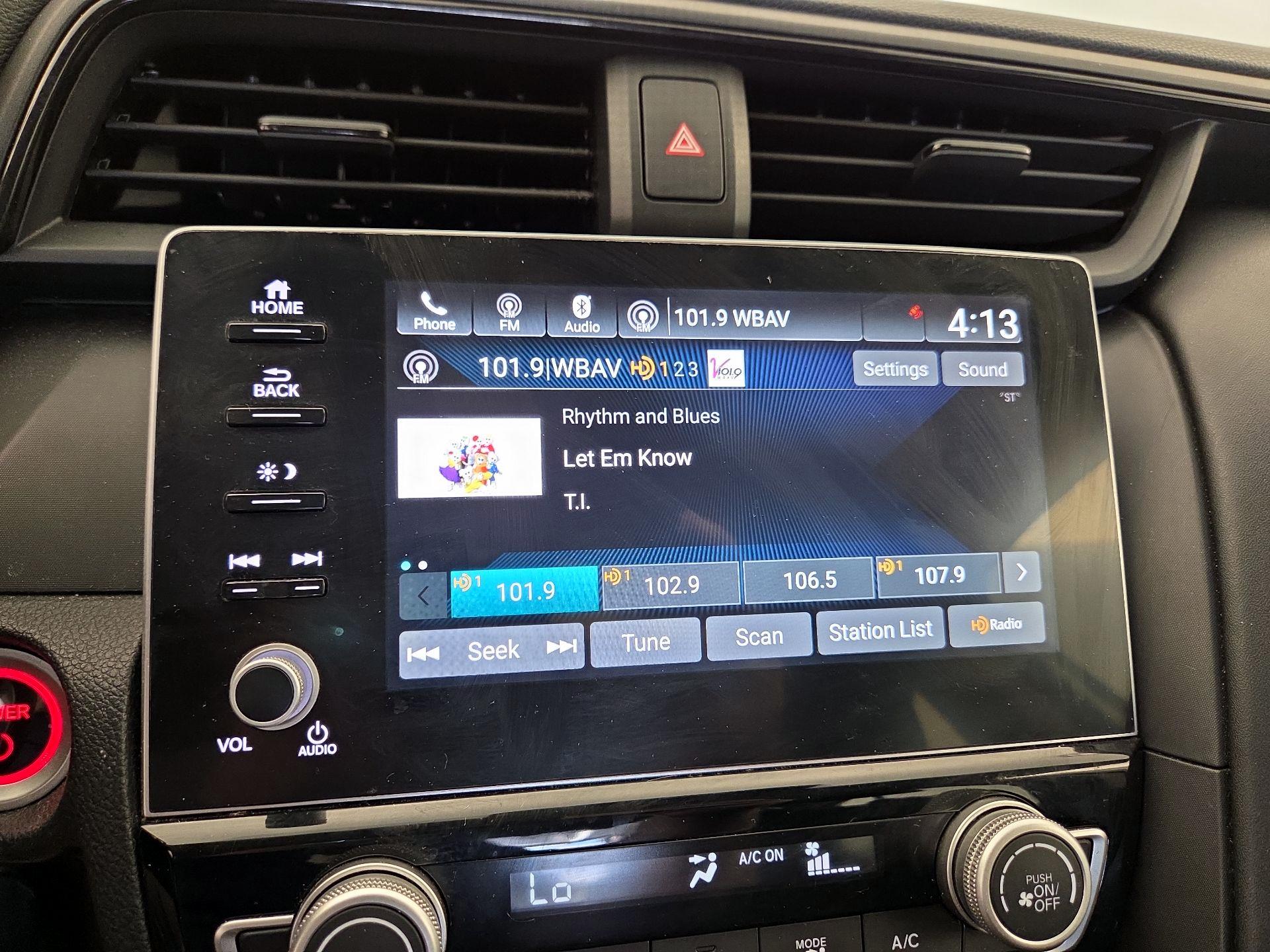Thumbnail: 2019 Honda Insight - 15