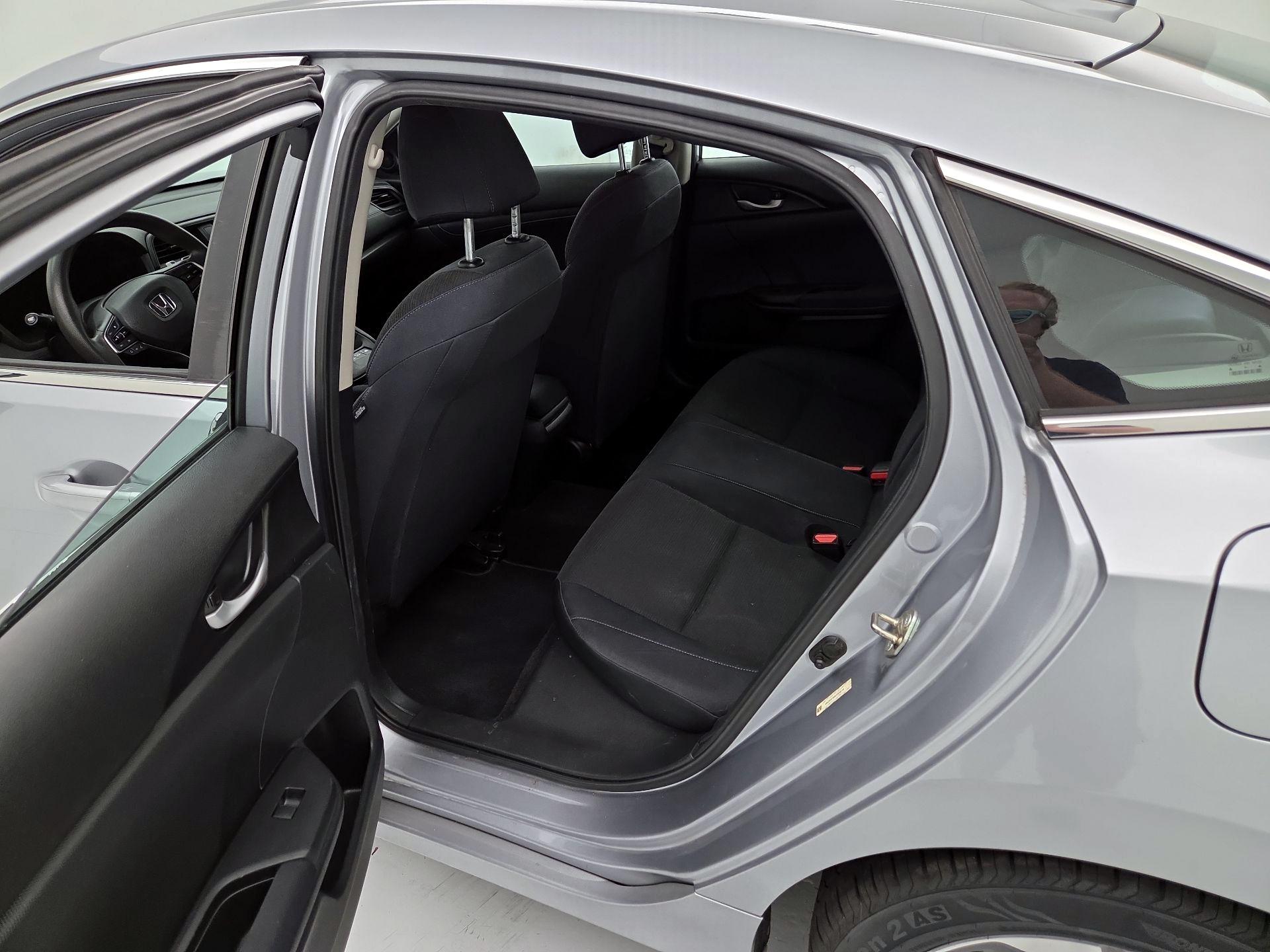 Thumbnail: 2019 Honda Insight - 19