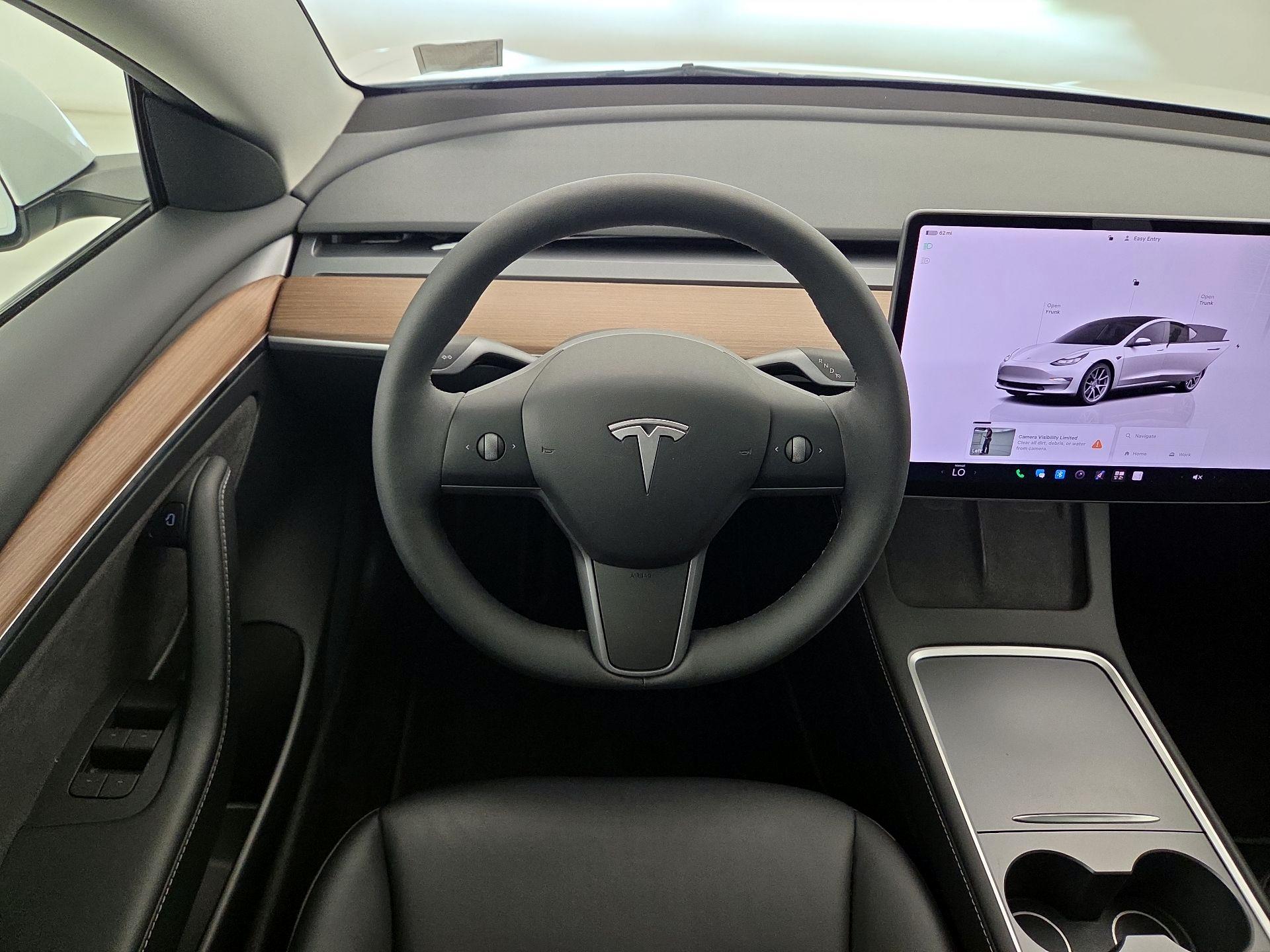Thumbnail: 2023 Tesla Model 3 - 10