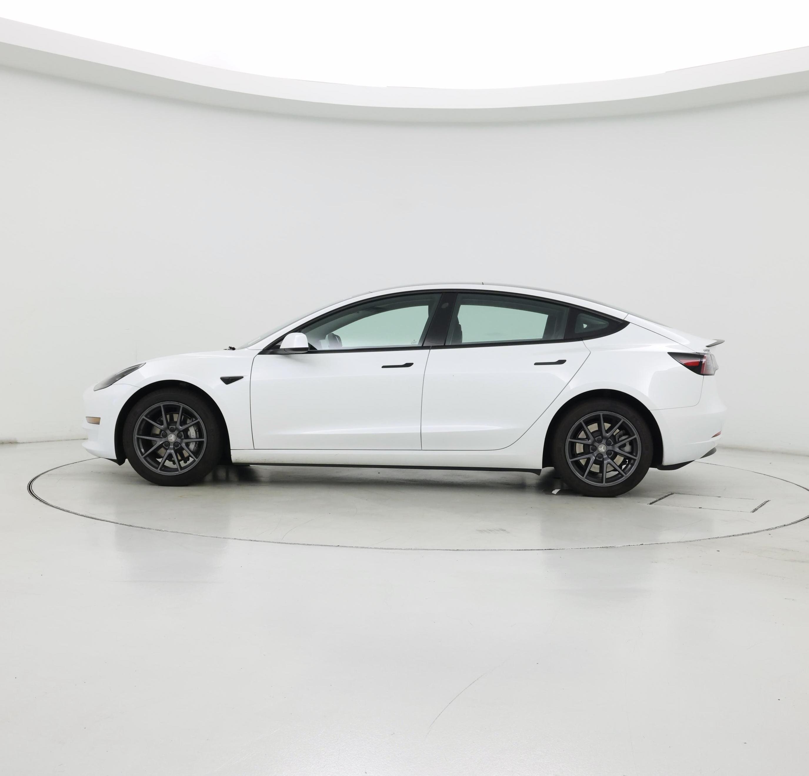 Thumbnail: 2023 Tesla Model 3 - 3
