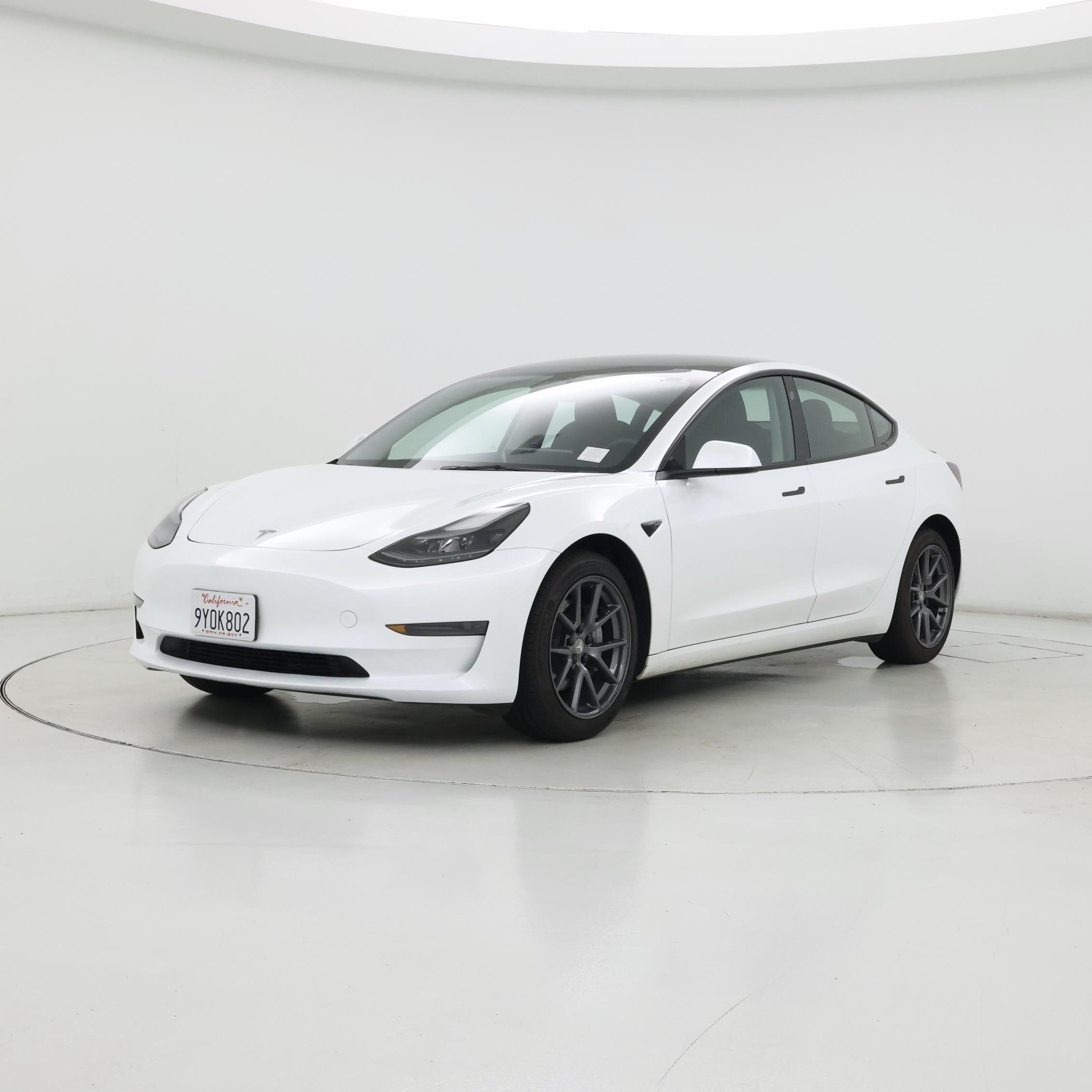 Thumbnail: 2023 Tesla Model 3 - 4