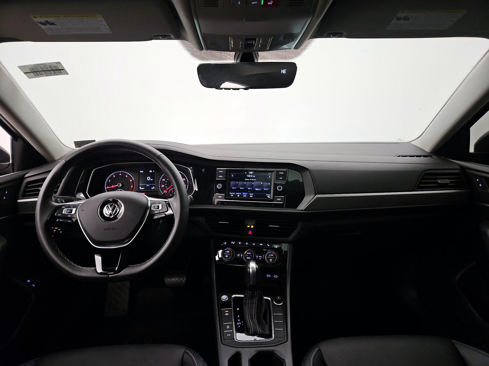 Thumbnail: 2021 Volkswagen Jetta - 9