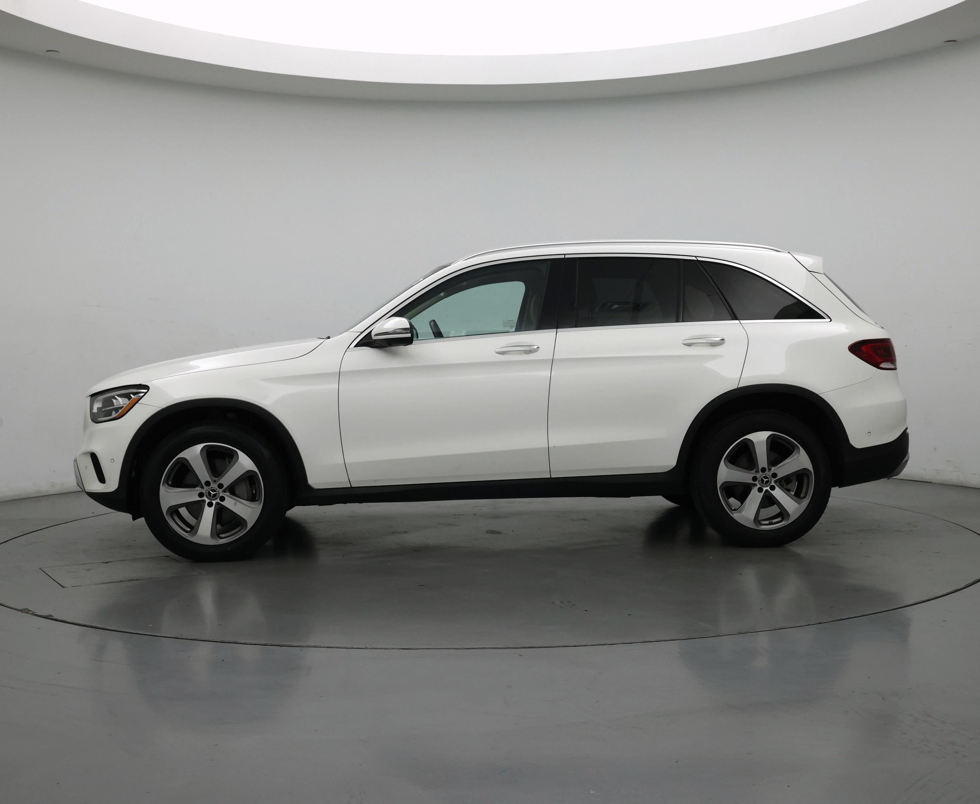 Thumbnail: 2022 Mercedes-Benz GLC - 3