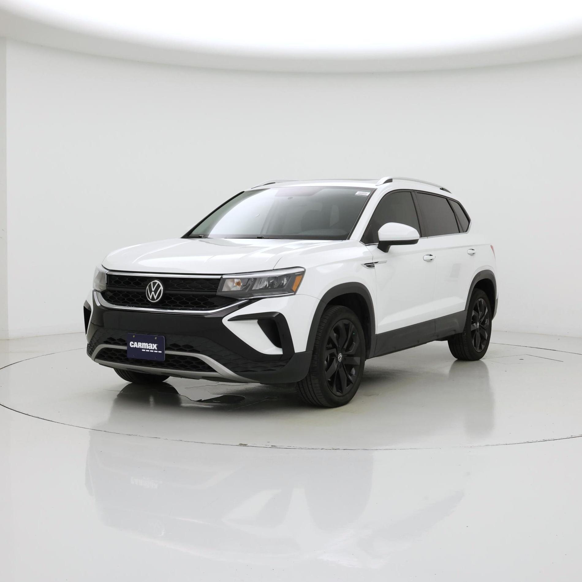 Thumbnail: 2022 Volkswagen Taos - 4