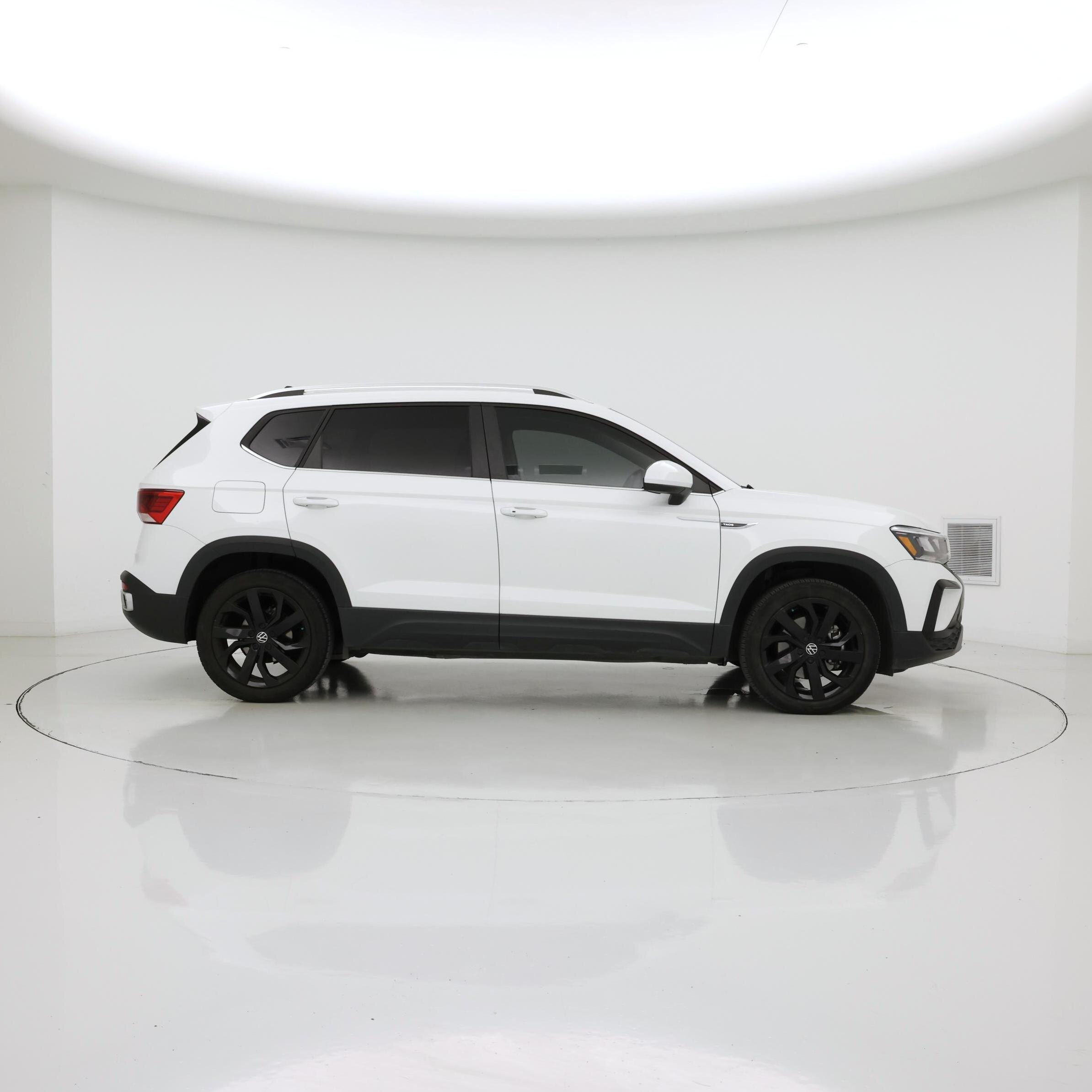 Thumbnail: 2022 Volkswagen Taos - 7