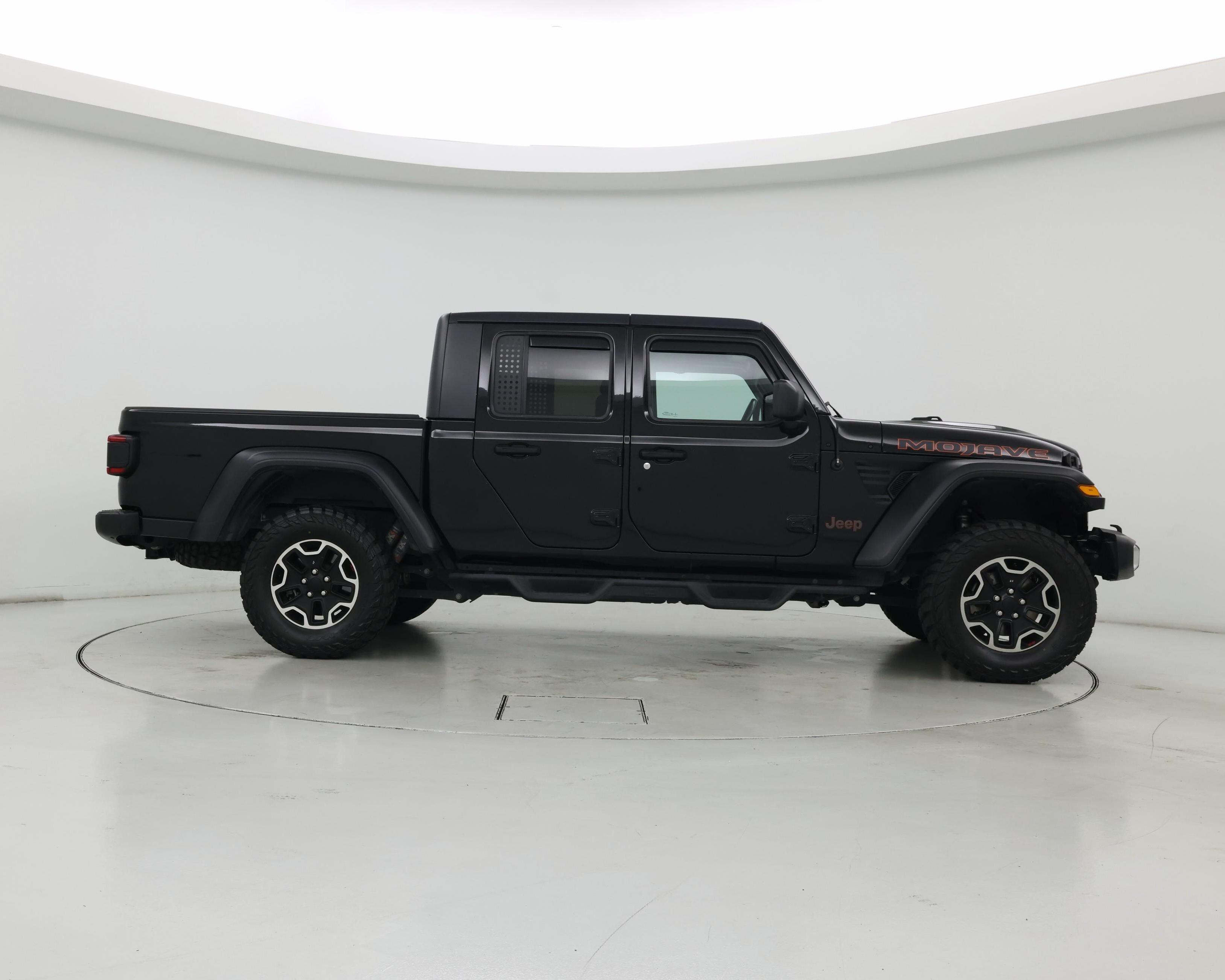 Thumbnail: 2021 Jeep Gladiator - 7