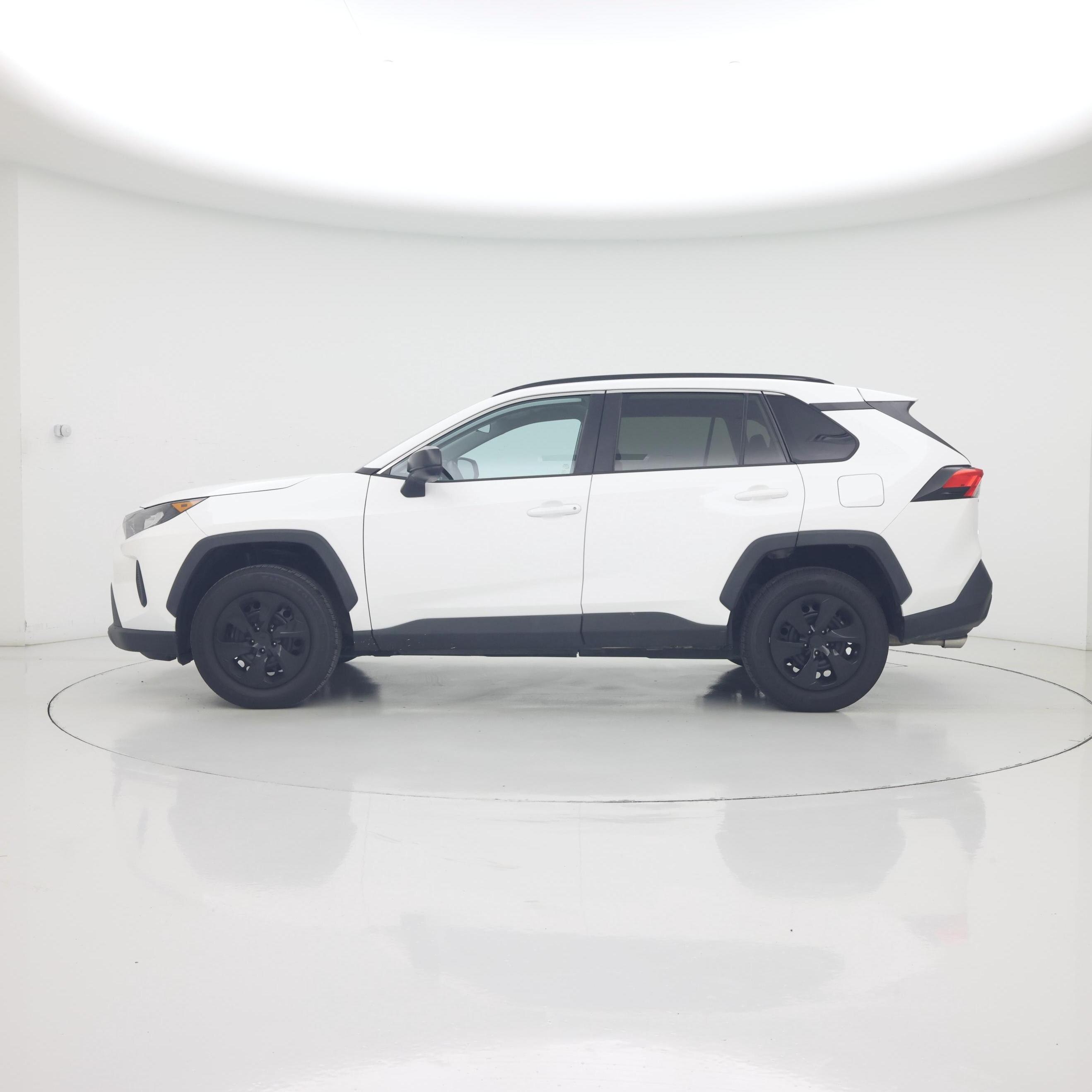 Thumbnail: 2020 Toyota RAV4 - 3