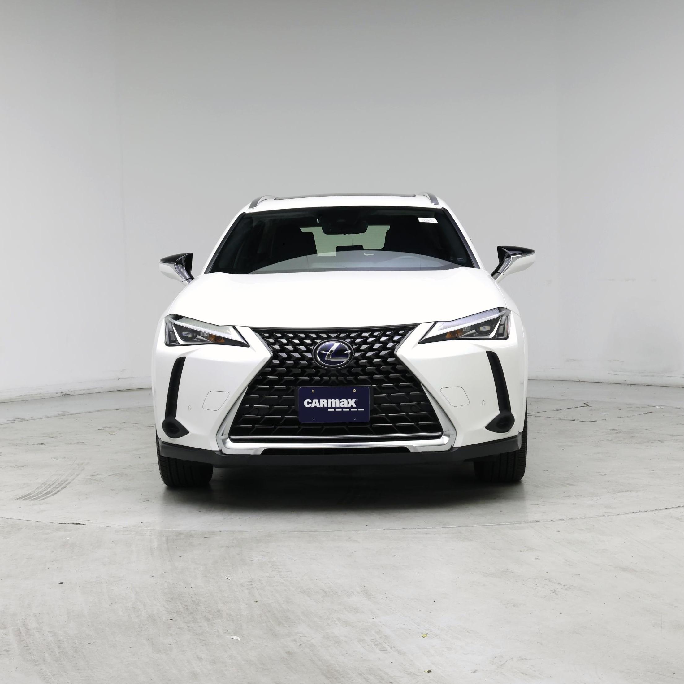 Thumbnail: 2022 Lexus UX - 5