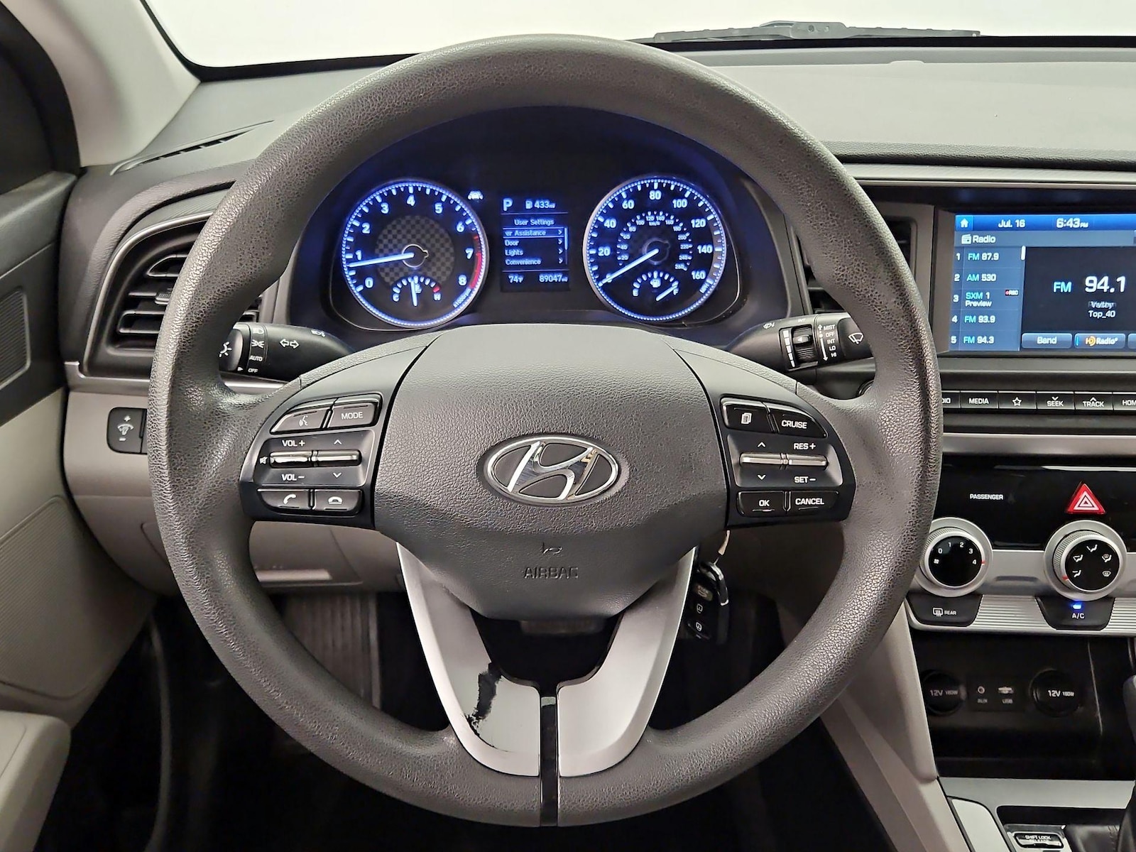 2019 Hyundai Elantra SEL - Photo 11