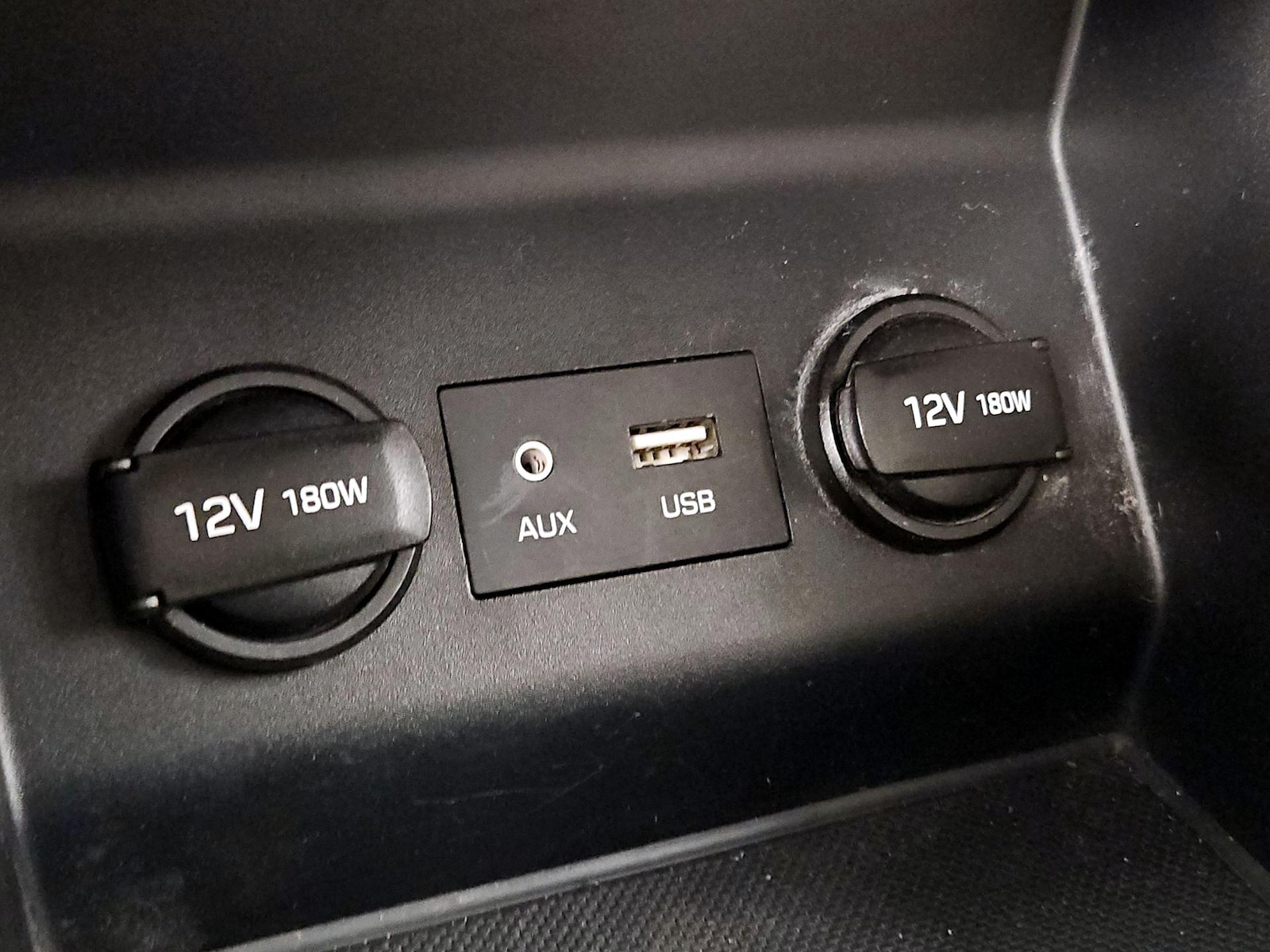 2019 Hyundai Elantra SEL - Photo 19